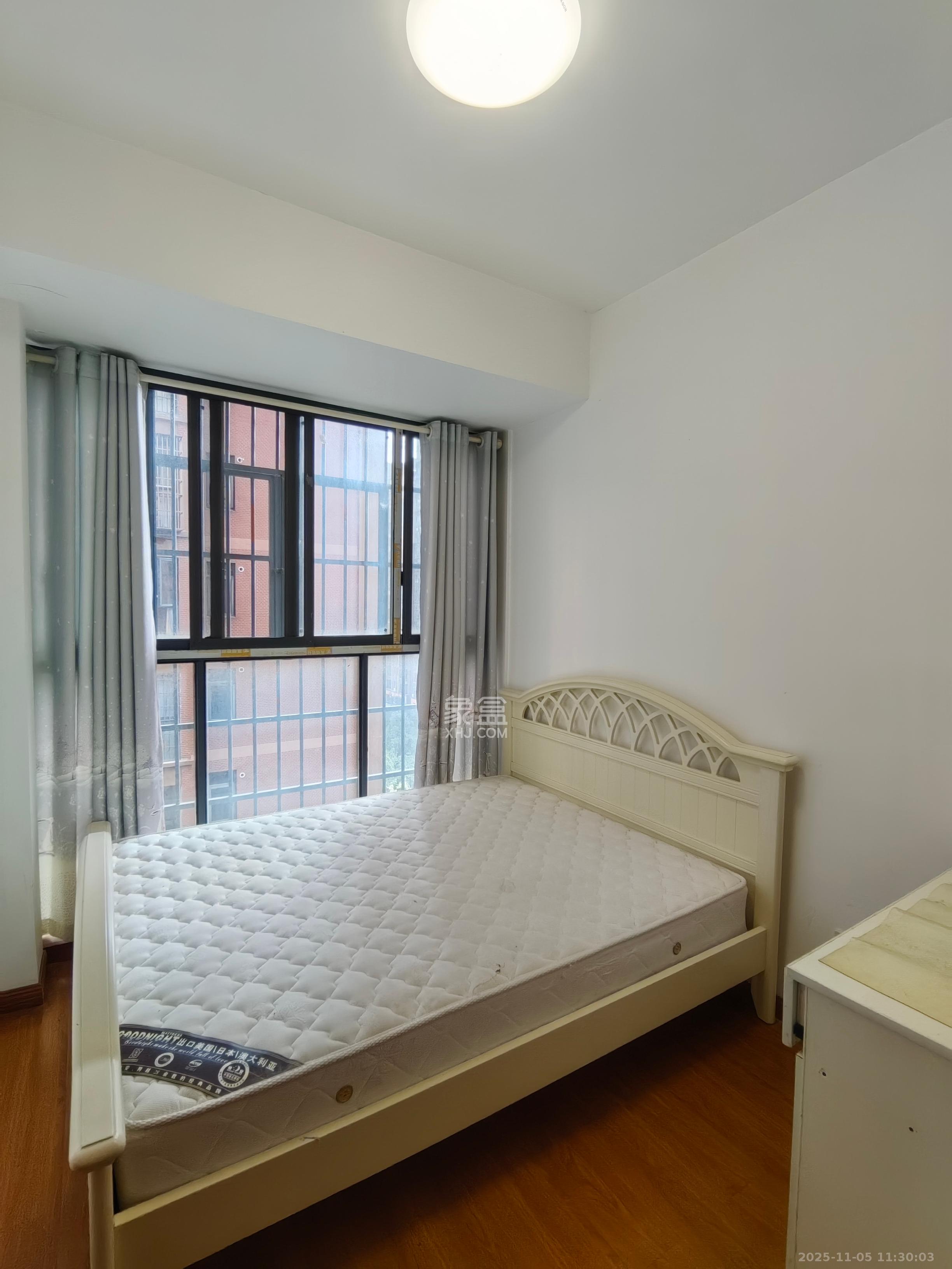 珠江东方明珠(新地东方明珠)三期 3室2厅1卫 1800.0元/月 珠江东方明珠(新地东方明珠)三期 3室2厅1卫 1800.0元/月室内图