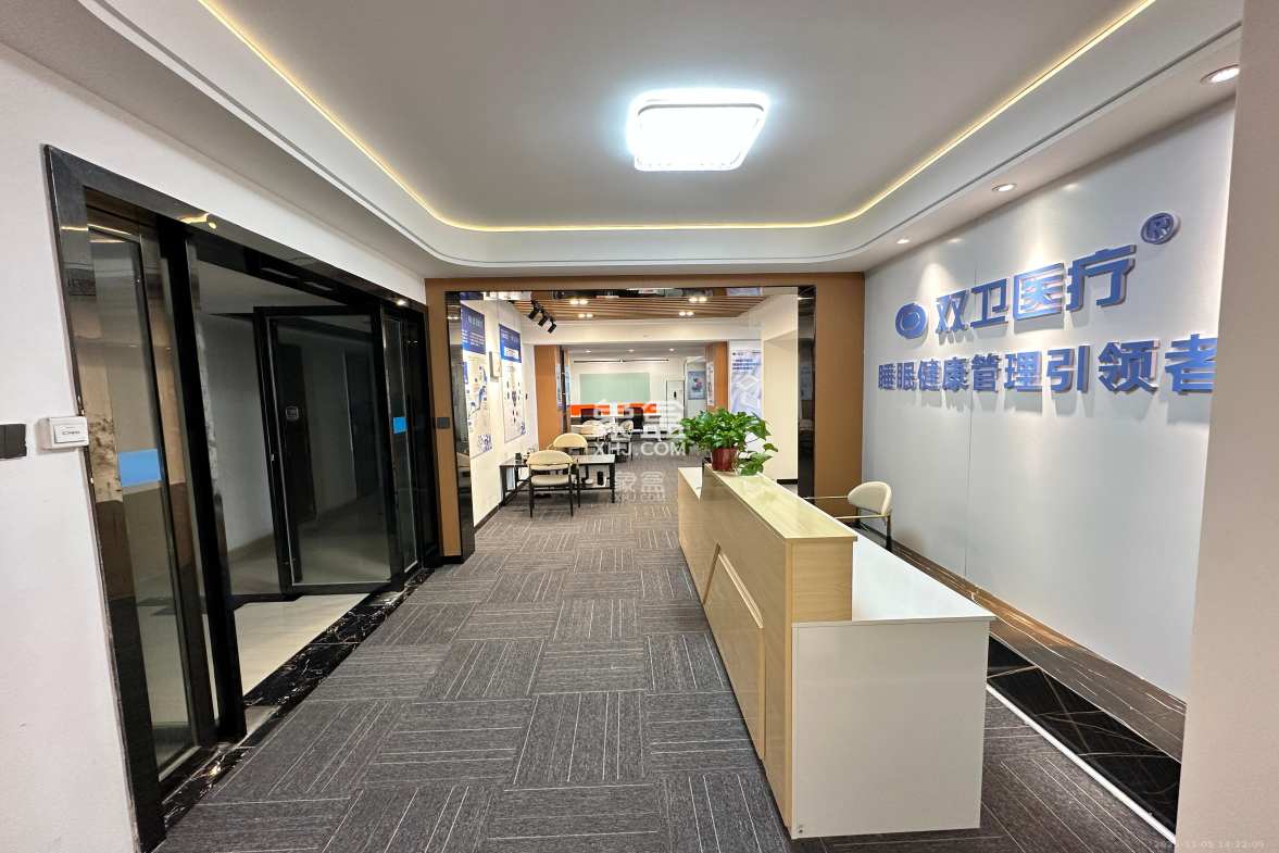 长房中庭国际(东郡华蓉广场) 1室1厅1卫 8000.0元/月 长房中庭国际(东郡华蓉广场) 1室1厅1卫 8000.0元/月室内图