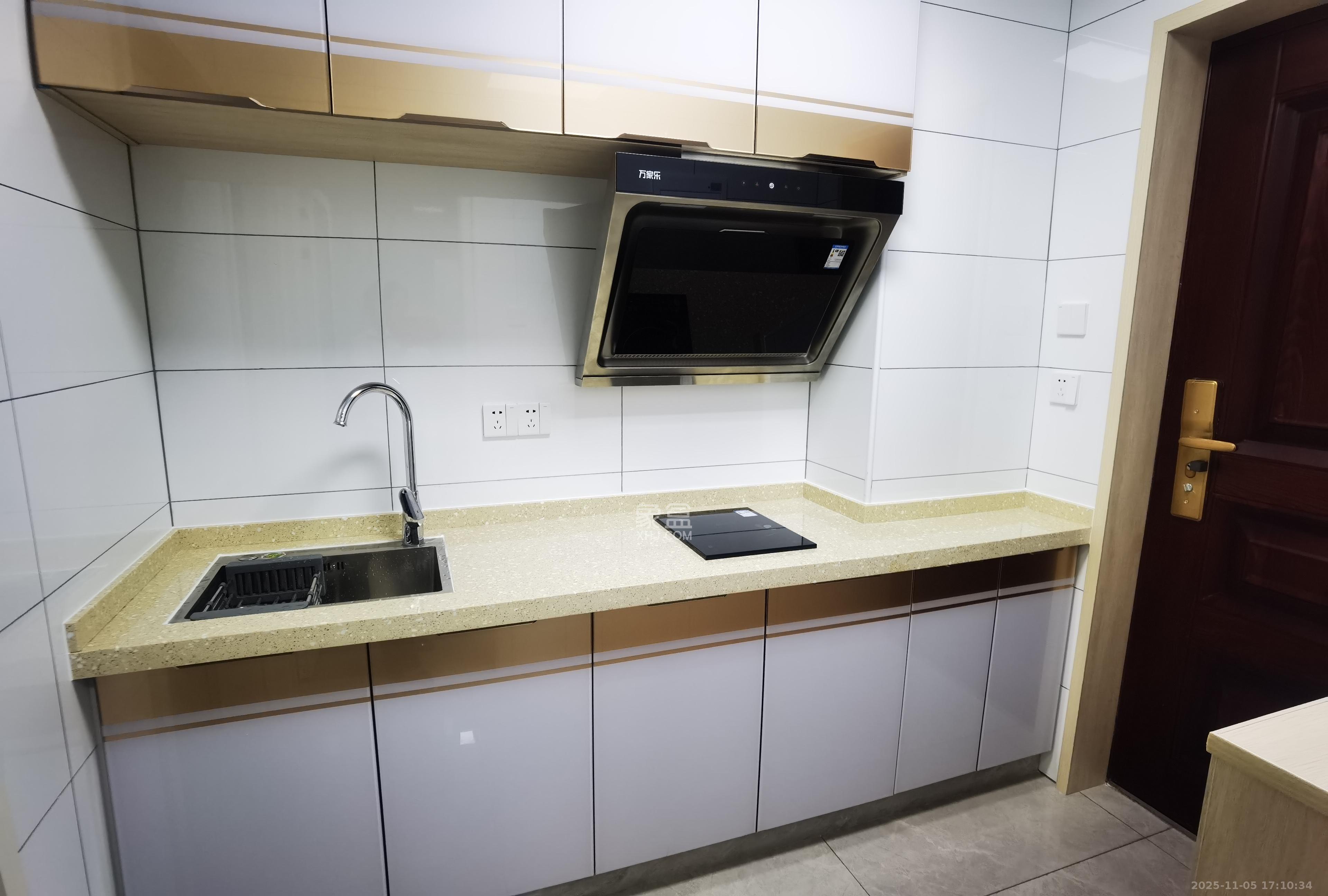 中建悦和城  1室1厅1卫    1550.0元/月室内图