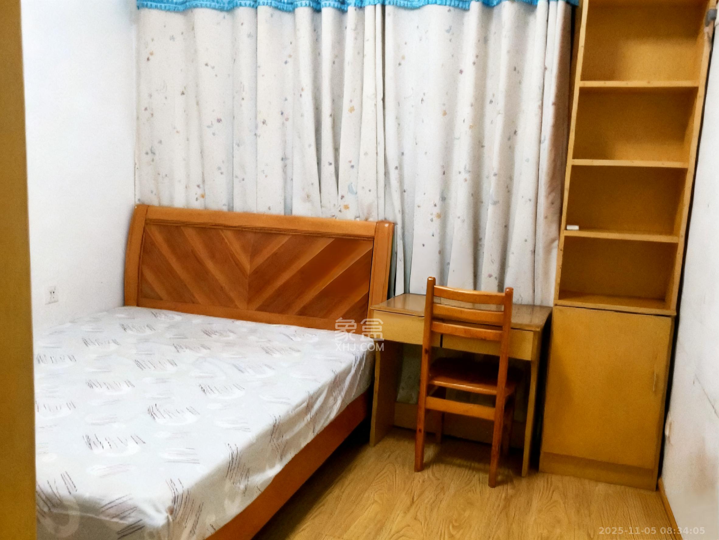 水岸天际（一期、二期）  2室2厅1卫    1900.0元/月室内图