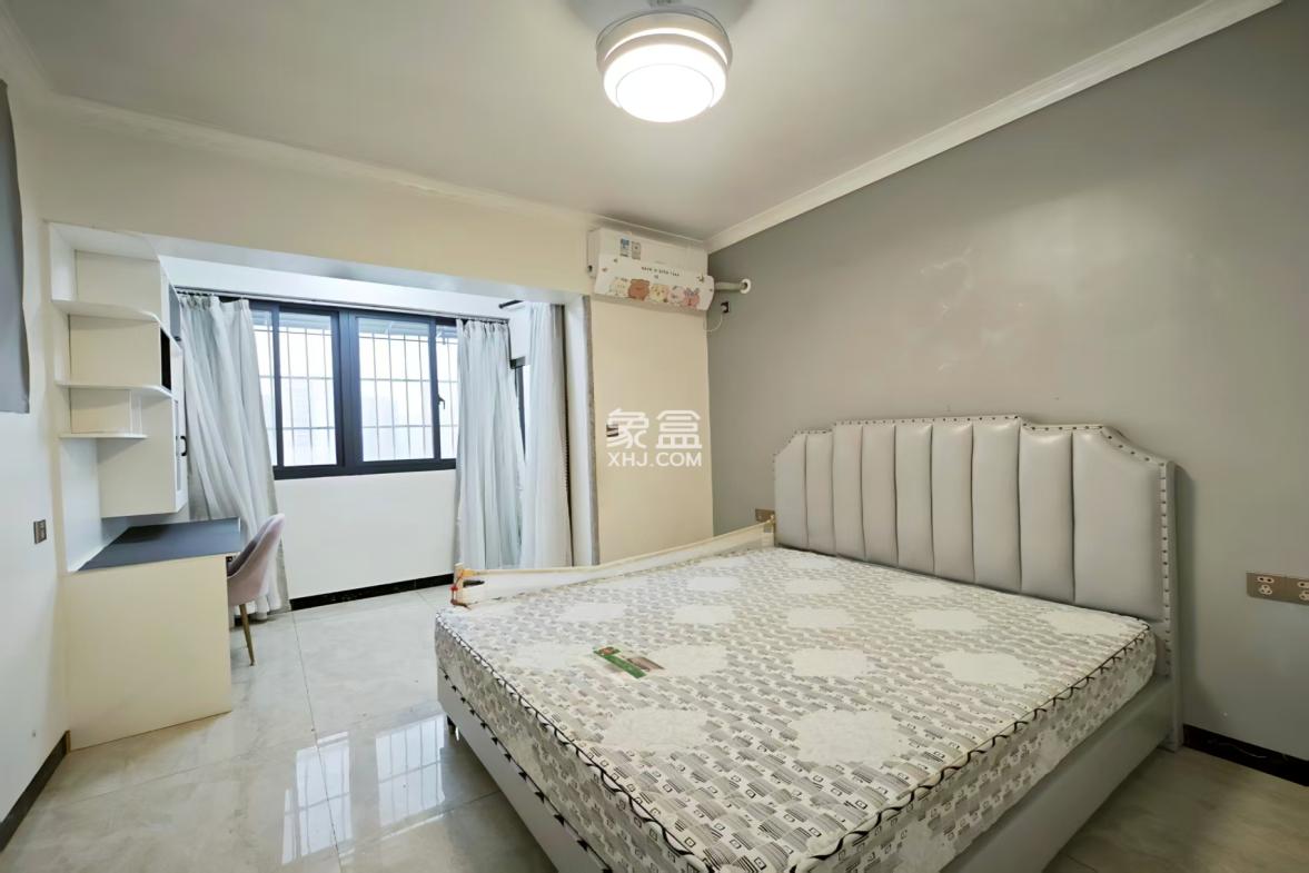 海口广播电视台宿舍(迎宾大道6号) 3室2厅1卫 2500.0元/月 海口广播电视台宿舍(迎宾大道6号) 3室2厅1卫 2500.0元/月室内图