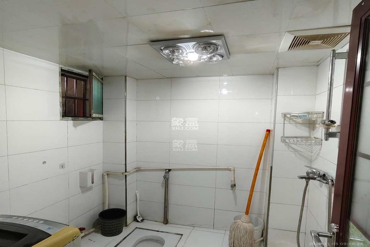 兴联母山小区 3室2厅2卫 1500.0元/月 兴联母山小区 3室2厅2卫 1500.0元/月室内图