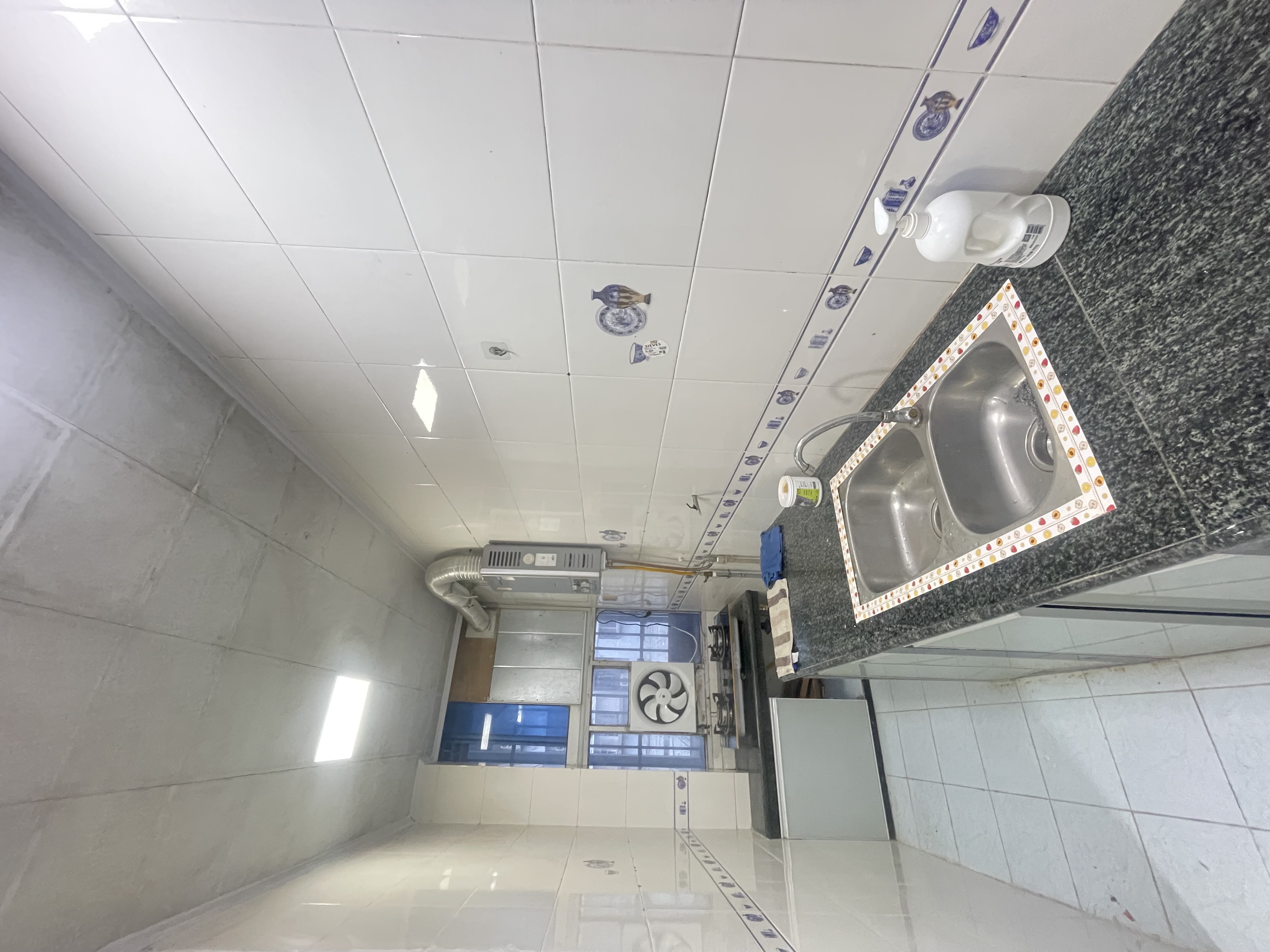 金桃苑  4室2厅1卫    2300.0元/月室内图