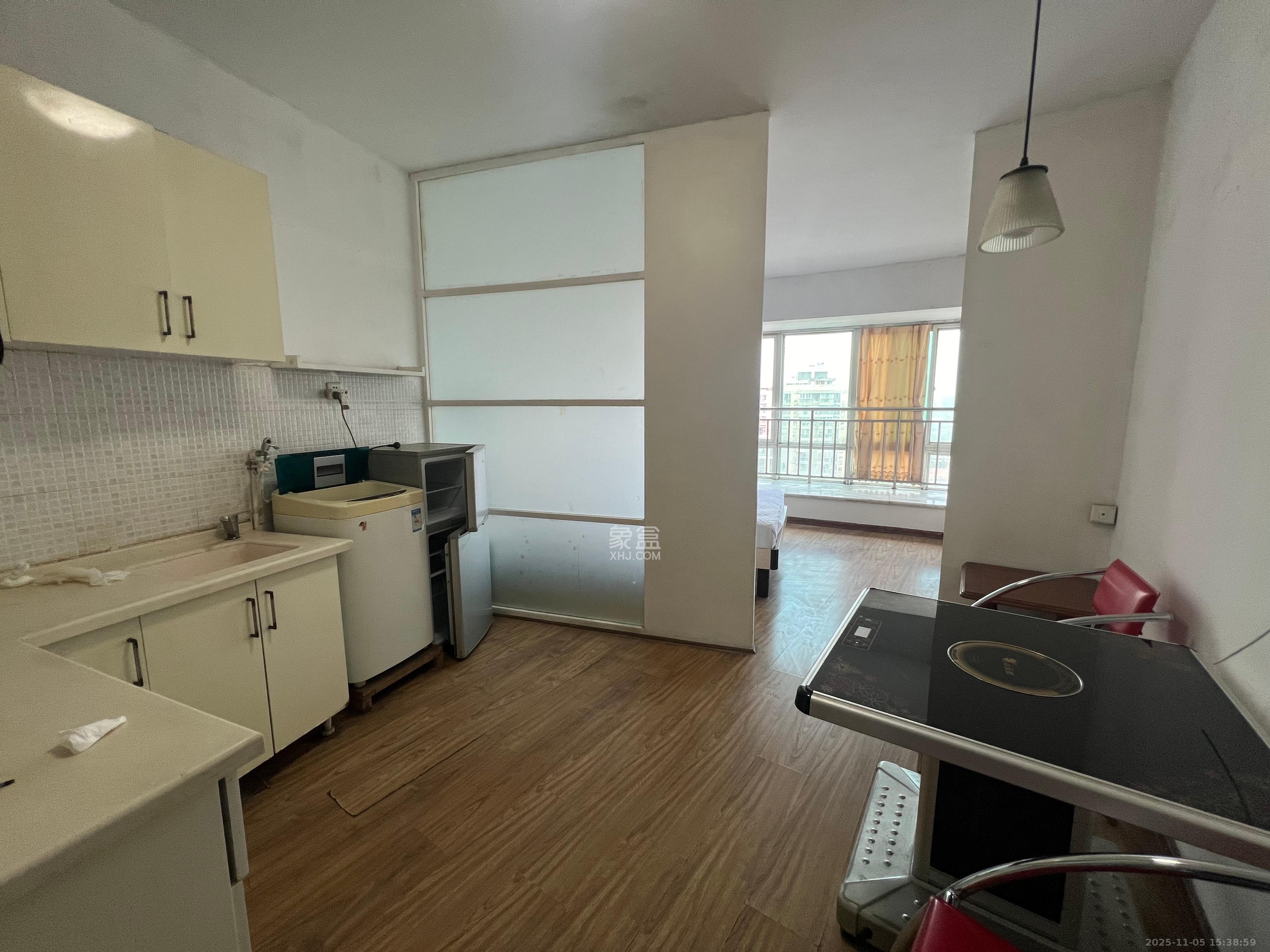 几米空间  1室1厅1卫    1300.0元/月室内图