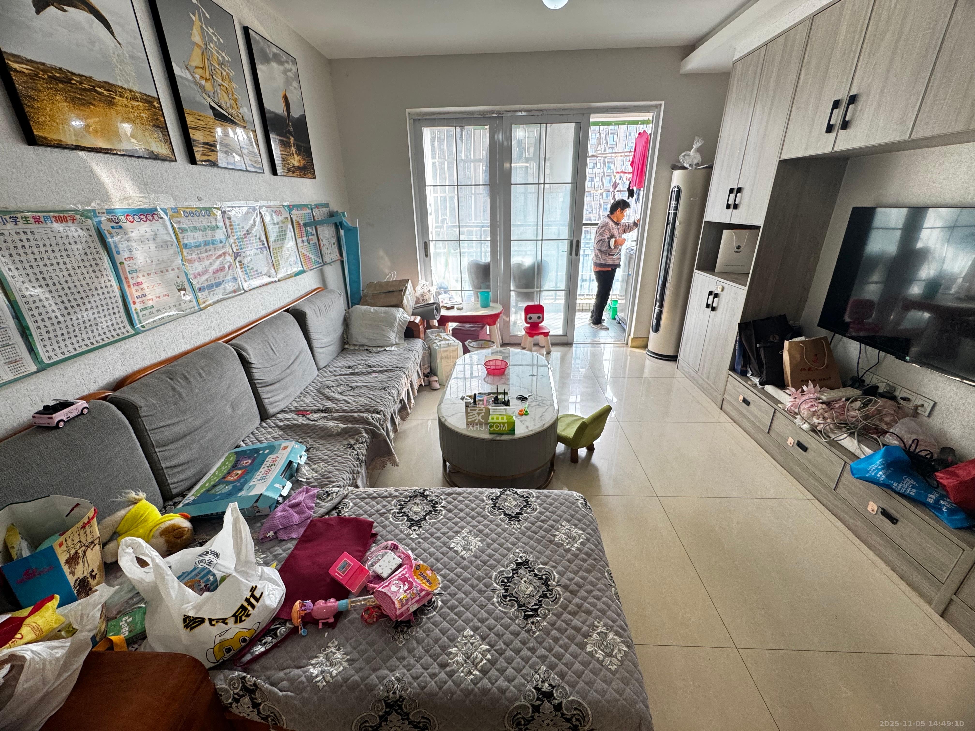 高鑫麓城 2室2厅1卫 2500.0元/月 高鑫麓城 2室2厅1卫 2500.0元/月室内图