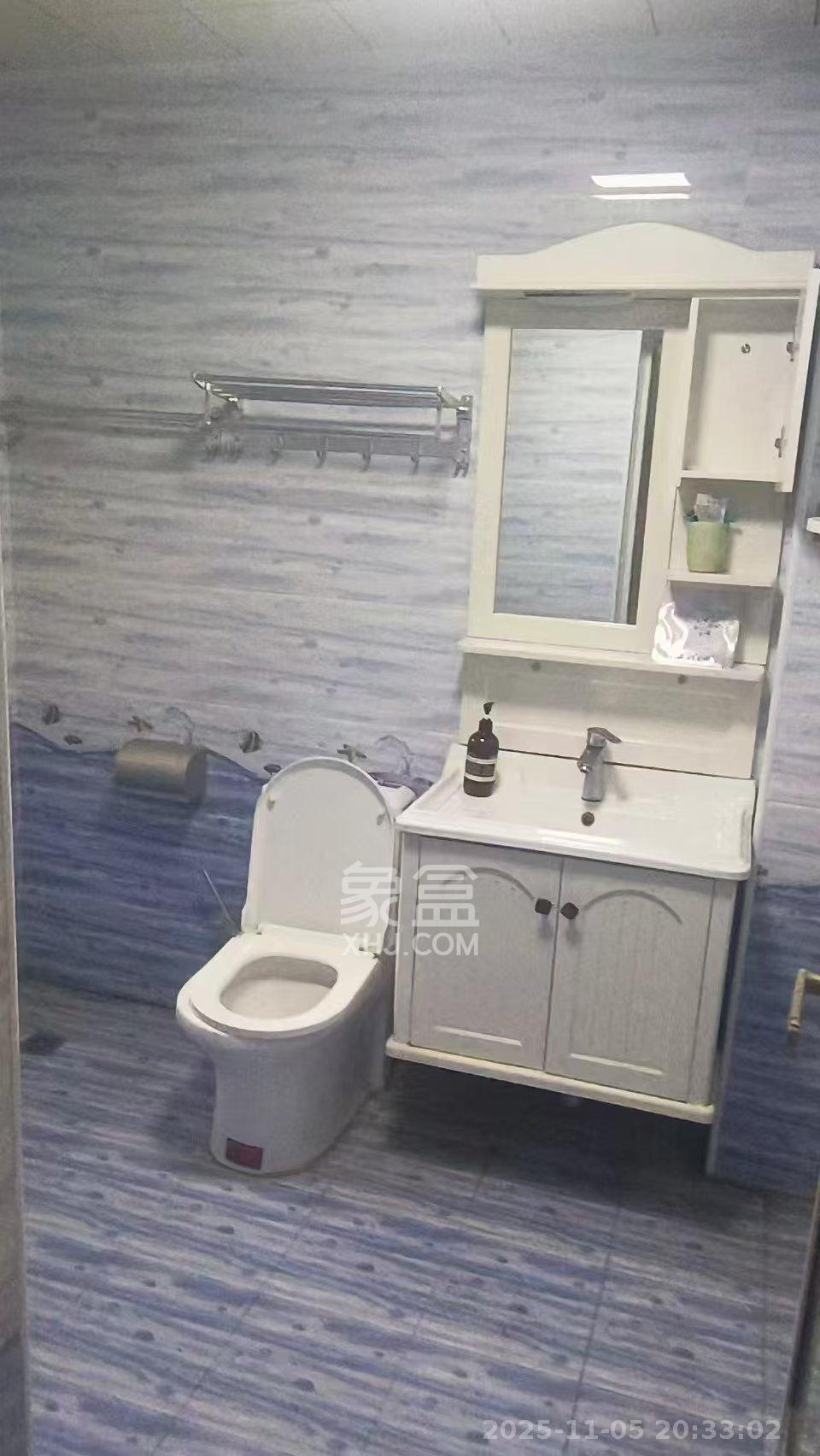 锑都家园  3室2厅2卫    1600.0元/月室内图