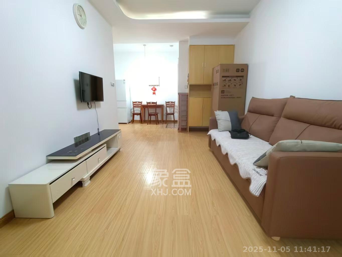 万博汇  2室1厅1卫    2600.0元/月