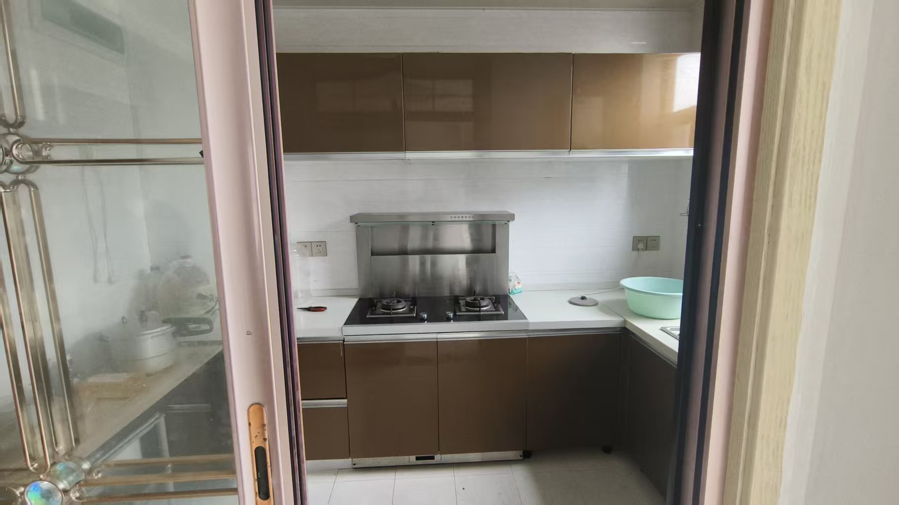 会龙山溪谷(住宅) 3室2厅2卫 2280.0元/月 会龙山溪谷(住宅) 3室2厅2卫 2280.0元/月室内图