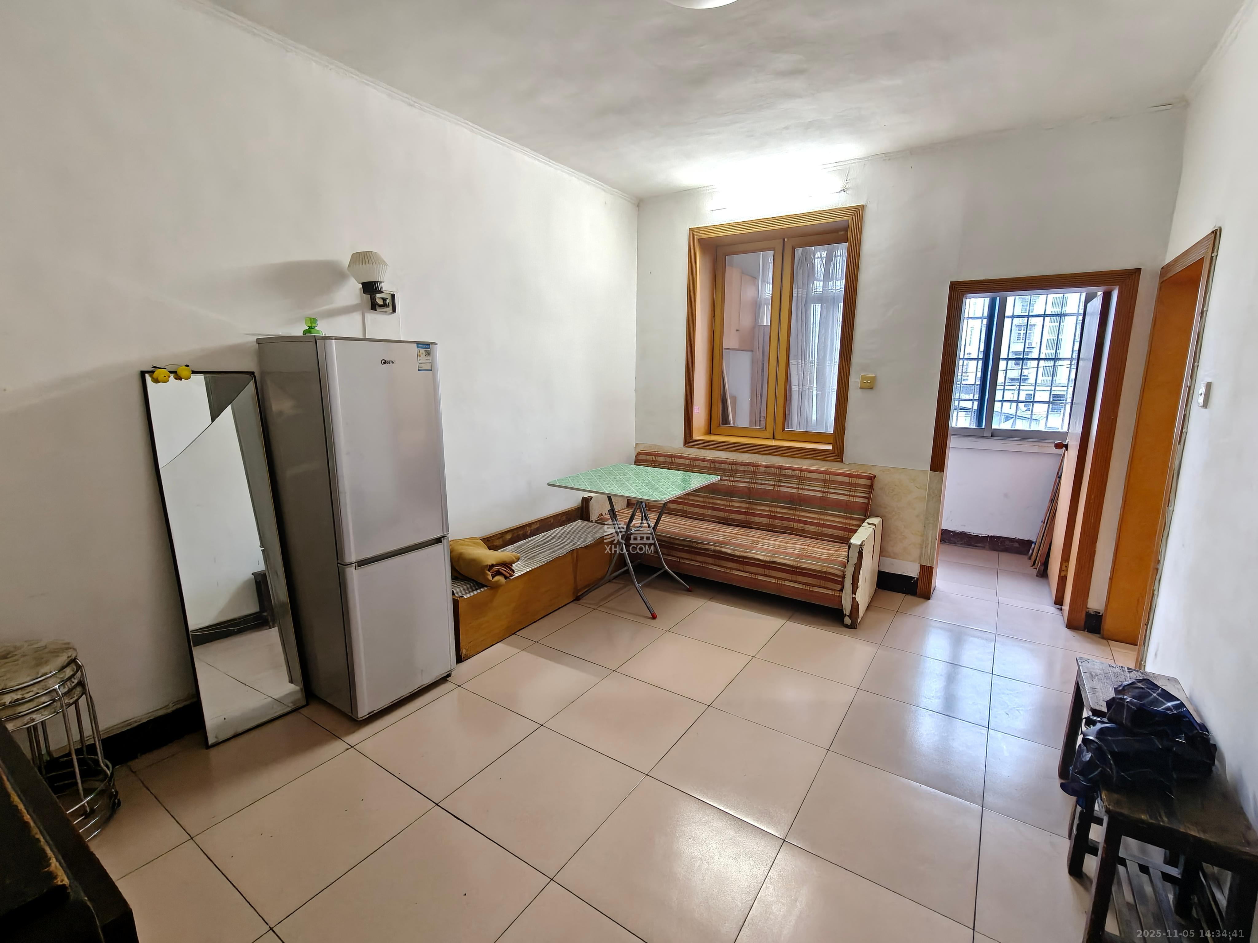 南门口散盘 1室1厅1卫 1000.0元/月 南门口散盘 1室1厅1卫 1000.0元/月室内图