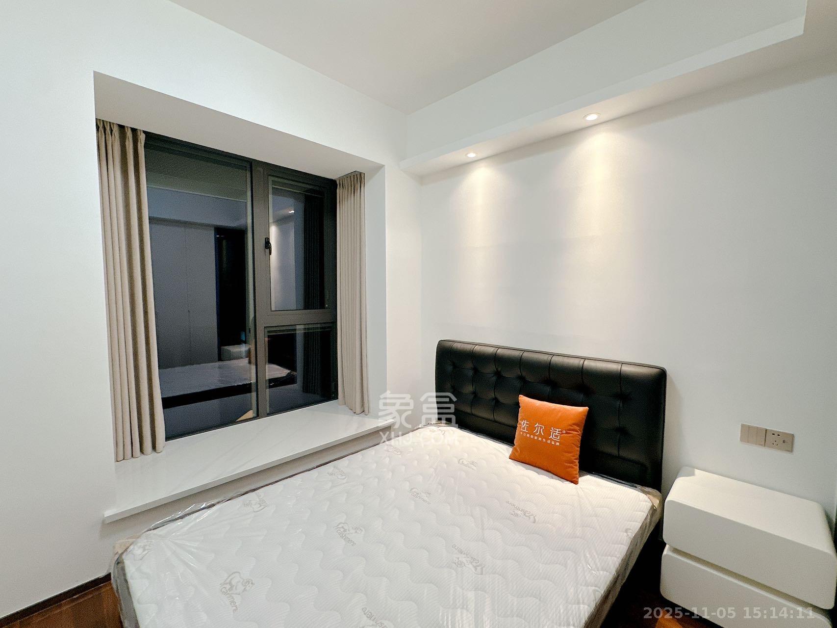 北辰瀚江府  3室2厅2卫    8500.0元/月室内图