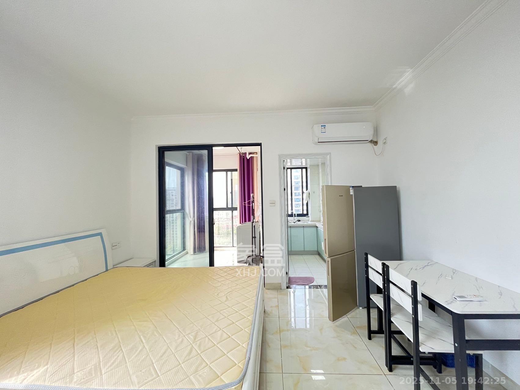 中南红领邦（红星嘉和苑）  1室1厅1卫    1600.0元/月室内图