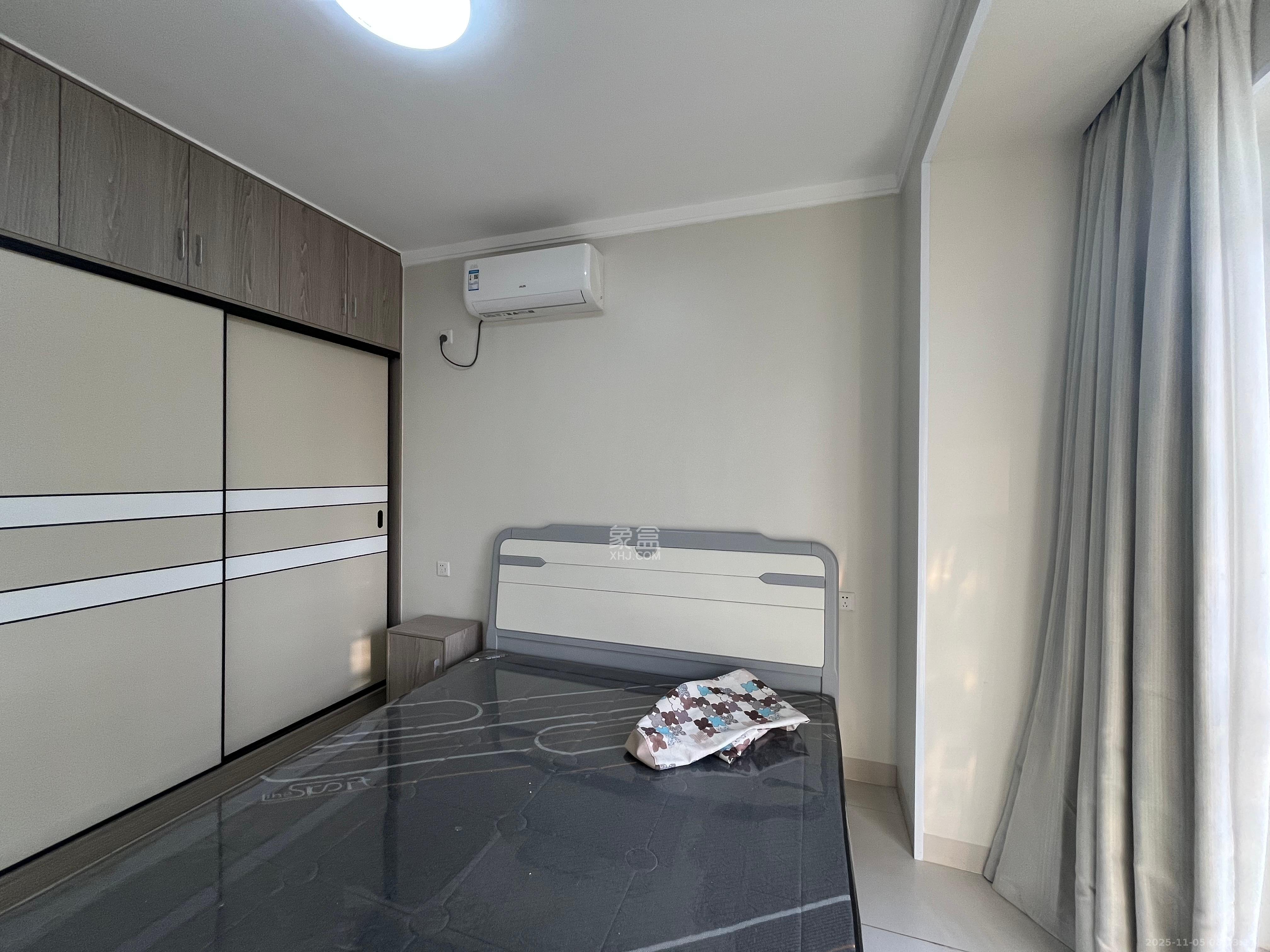 东岸梅园小区  2室1厅1卫    2300.0元/月