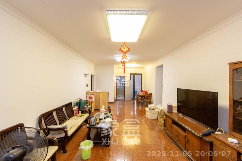 德润小区（丰升德润小区）  4室2厅2卫    2600.0元/月室内图