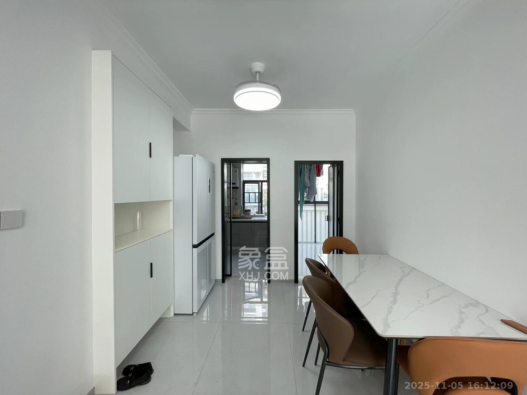 望兴景园一期 3室2厅1卫 3600.0元/月 望兴景园一期 3室2厅1卫 3600.0元/月室内图