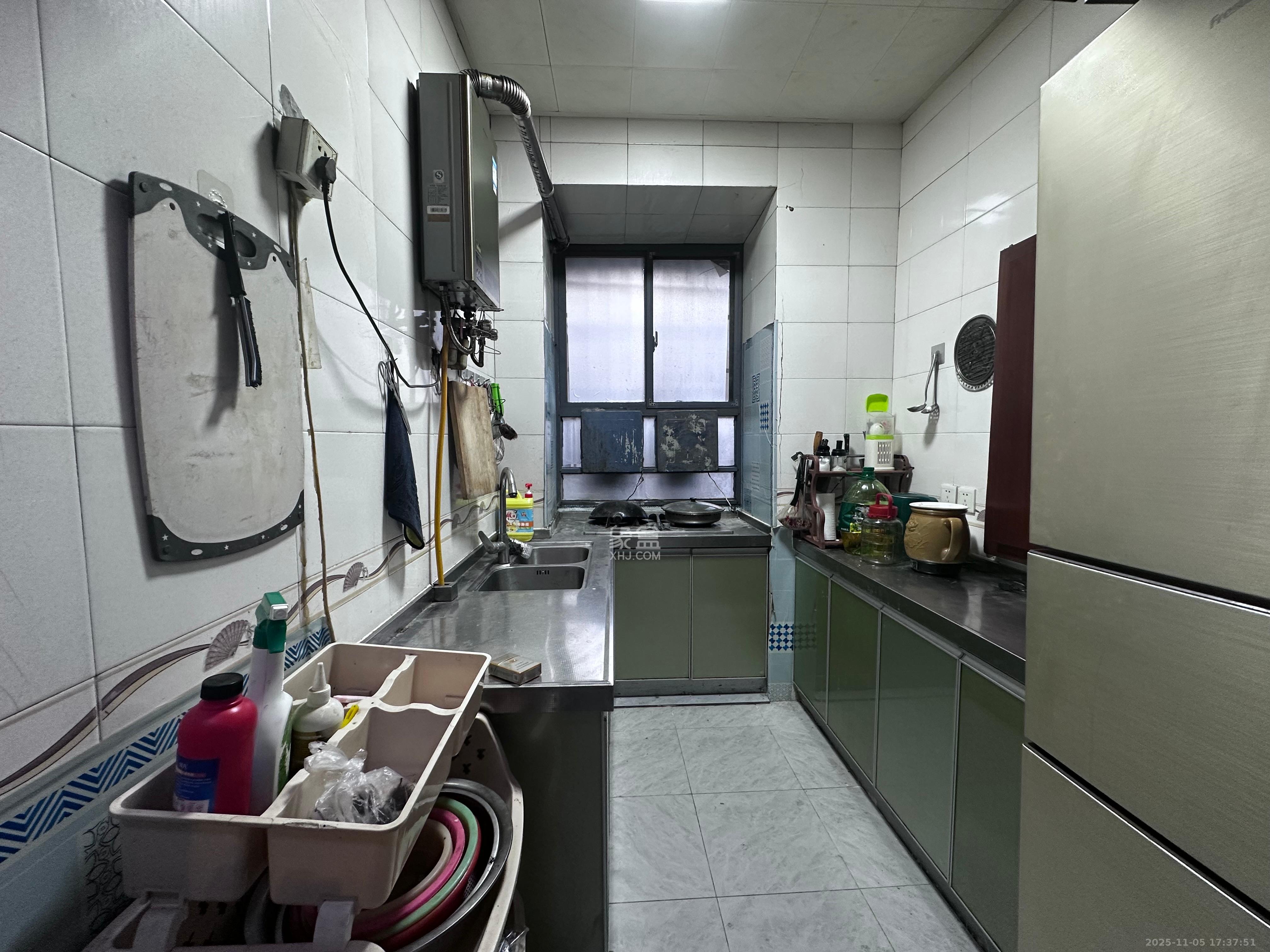 火星一片  2室2厅1卫    1300.0元/月室内图