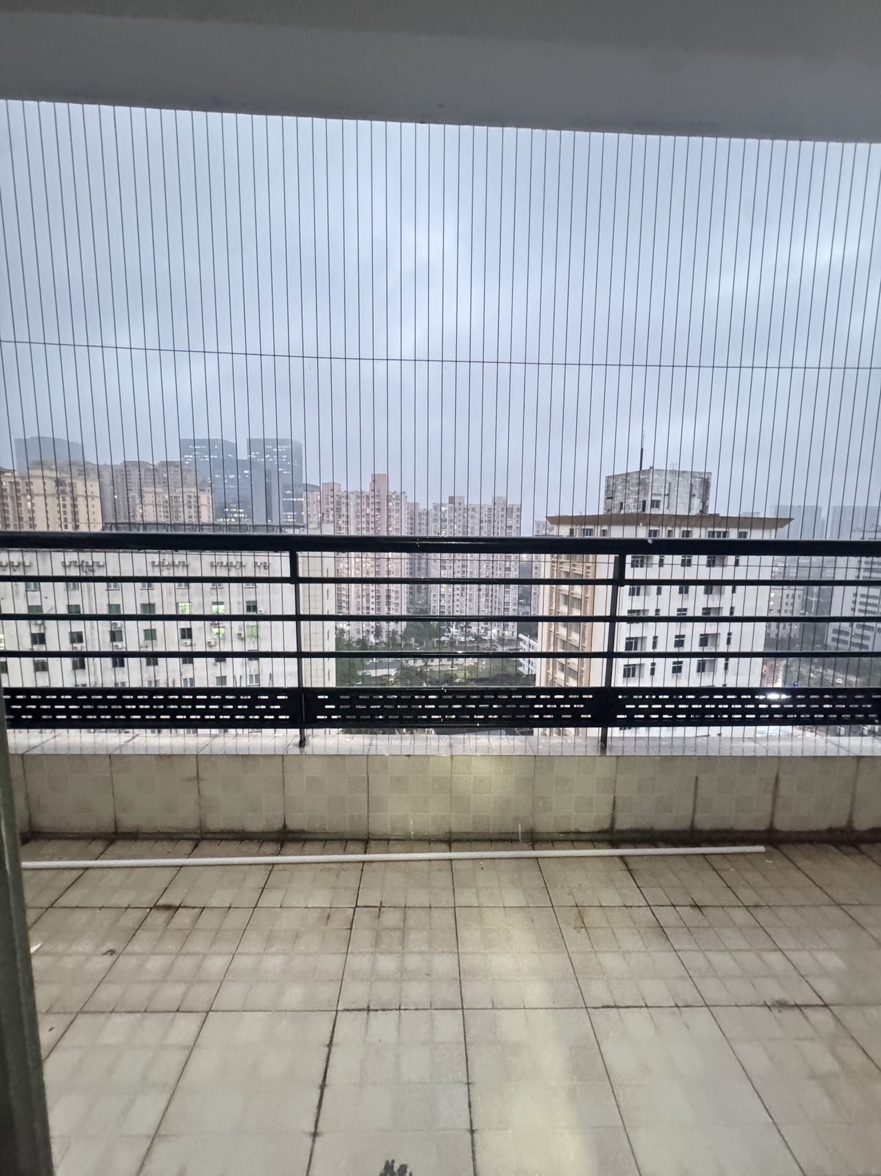 和谐家园(锦和广场) 6室3厅4卫 318.0万 和谐家园(锦和广场) 6室3厅4卫 318.0万客厅