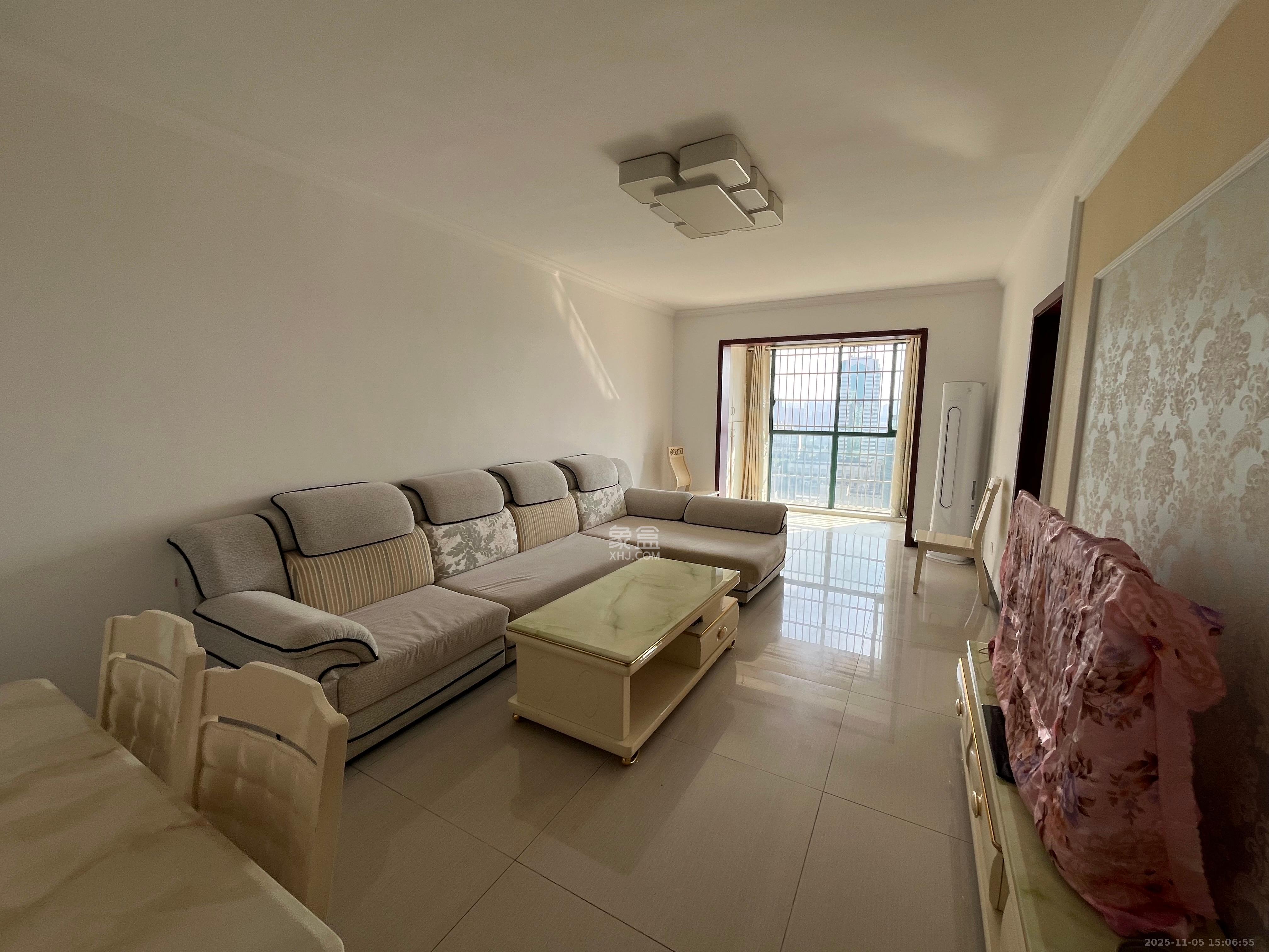 颐兴家园  1室1厅1卫    2200.0元/月