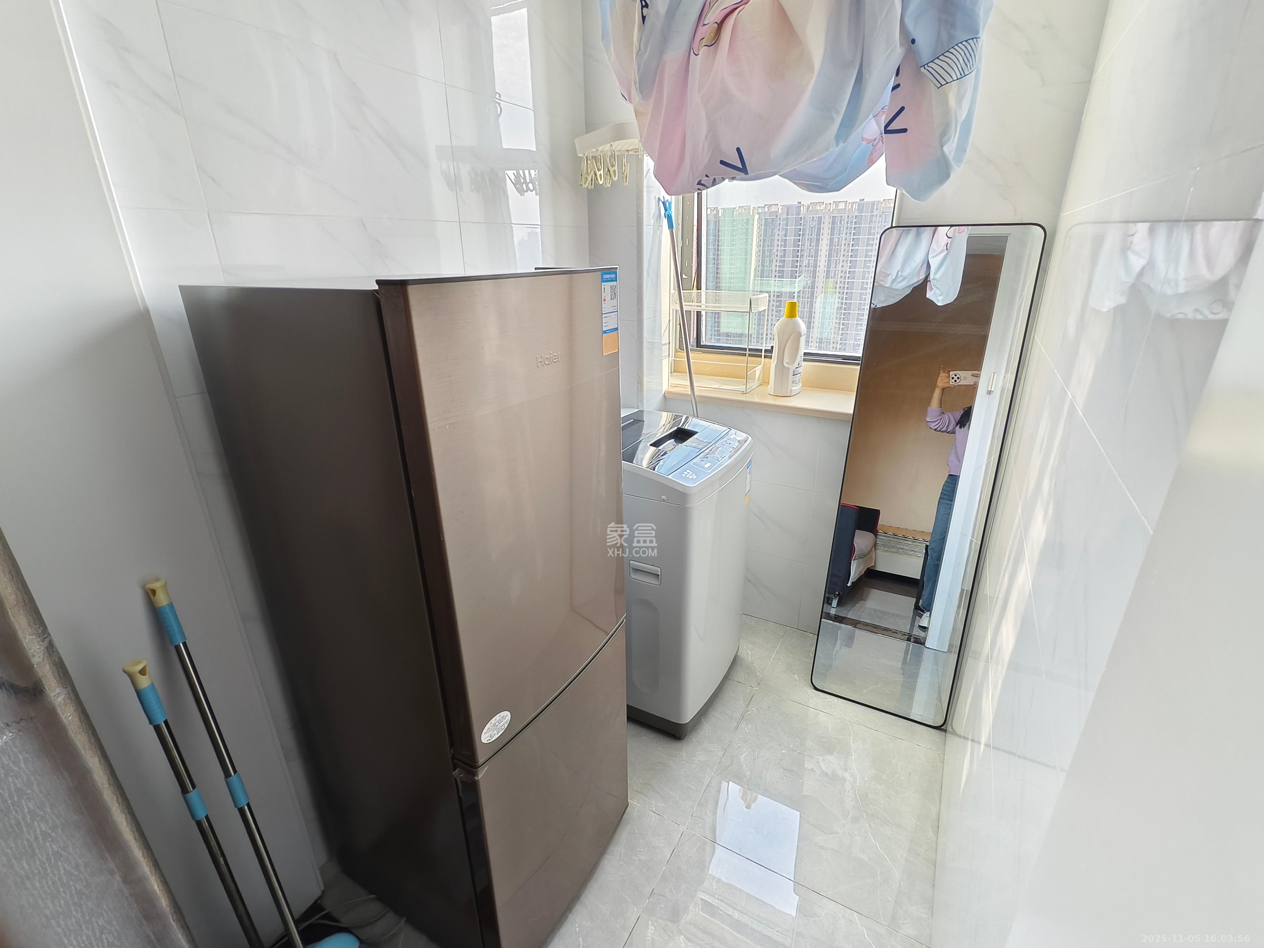 未来漫城 1室1厅1卫 1600.0元/月 未来漫城 1室1厅1卫 1600.0元/月室内图