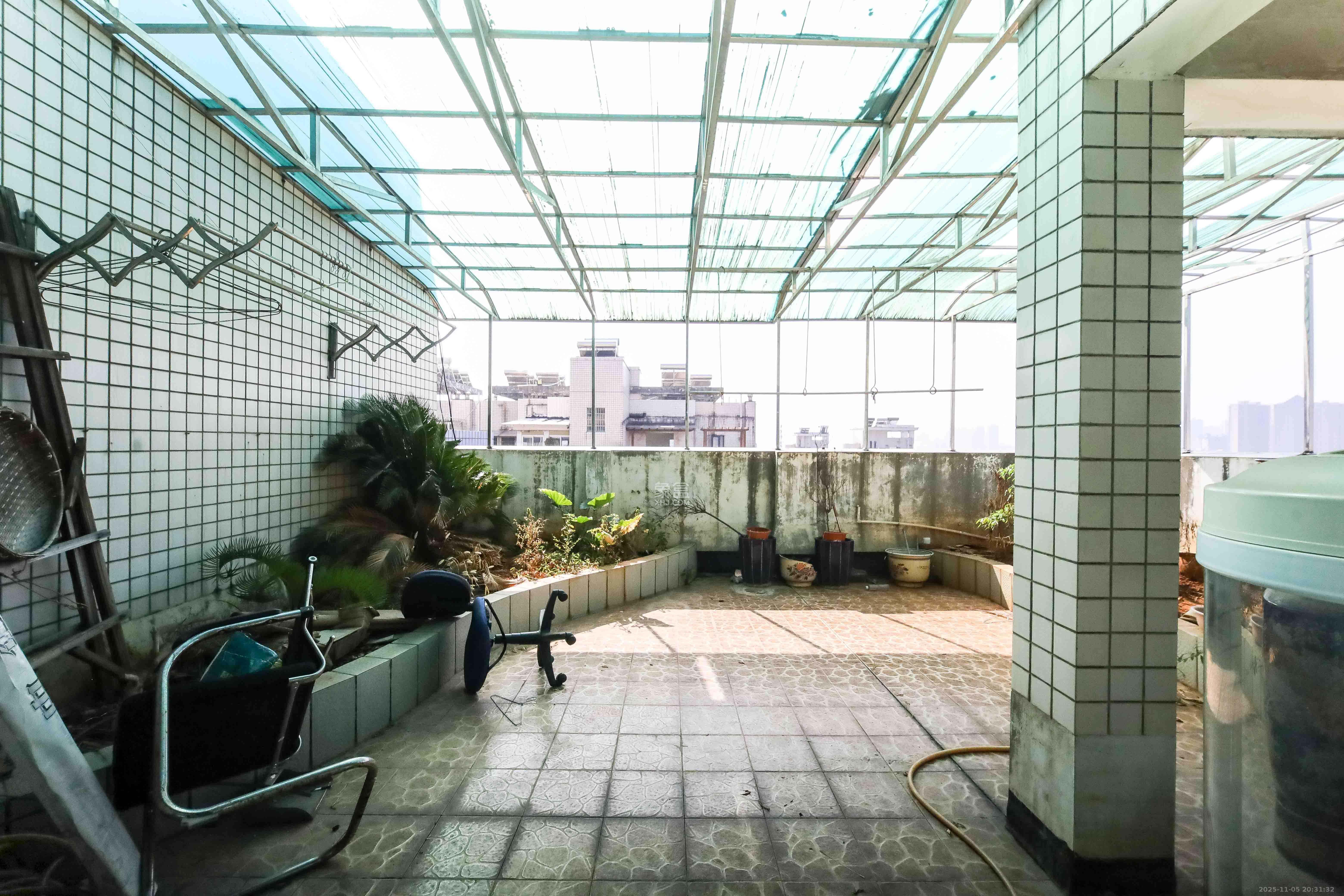 恒业雅苑  4室2厅2卫    152.0万其他