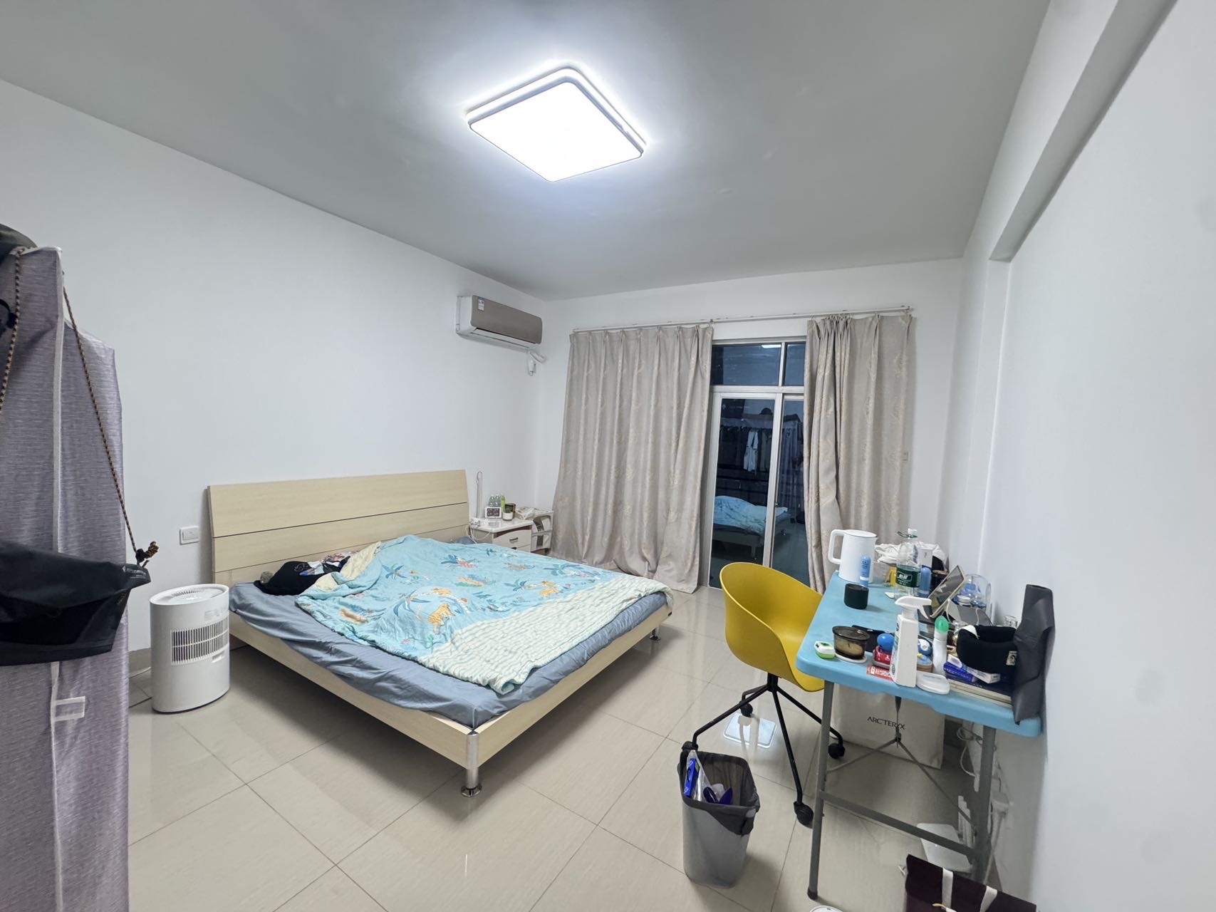 和谐家园(锦和广场) 6室3厅4卫 318.0万 和谐家园(锦和广场) 6室3厅4卫 318.0万客厅