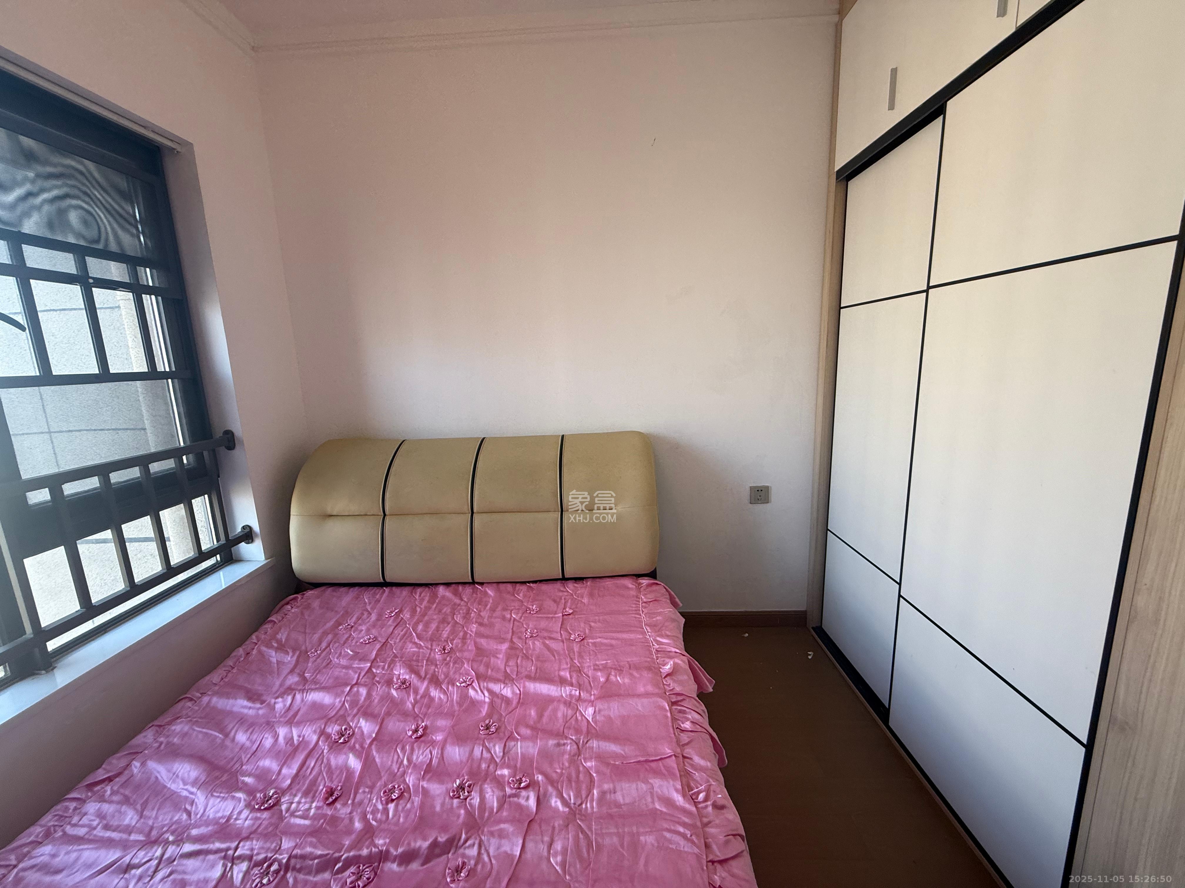 阳光城尚东湾青柠园  3室2厅2卫    2500.0元/月室内图