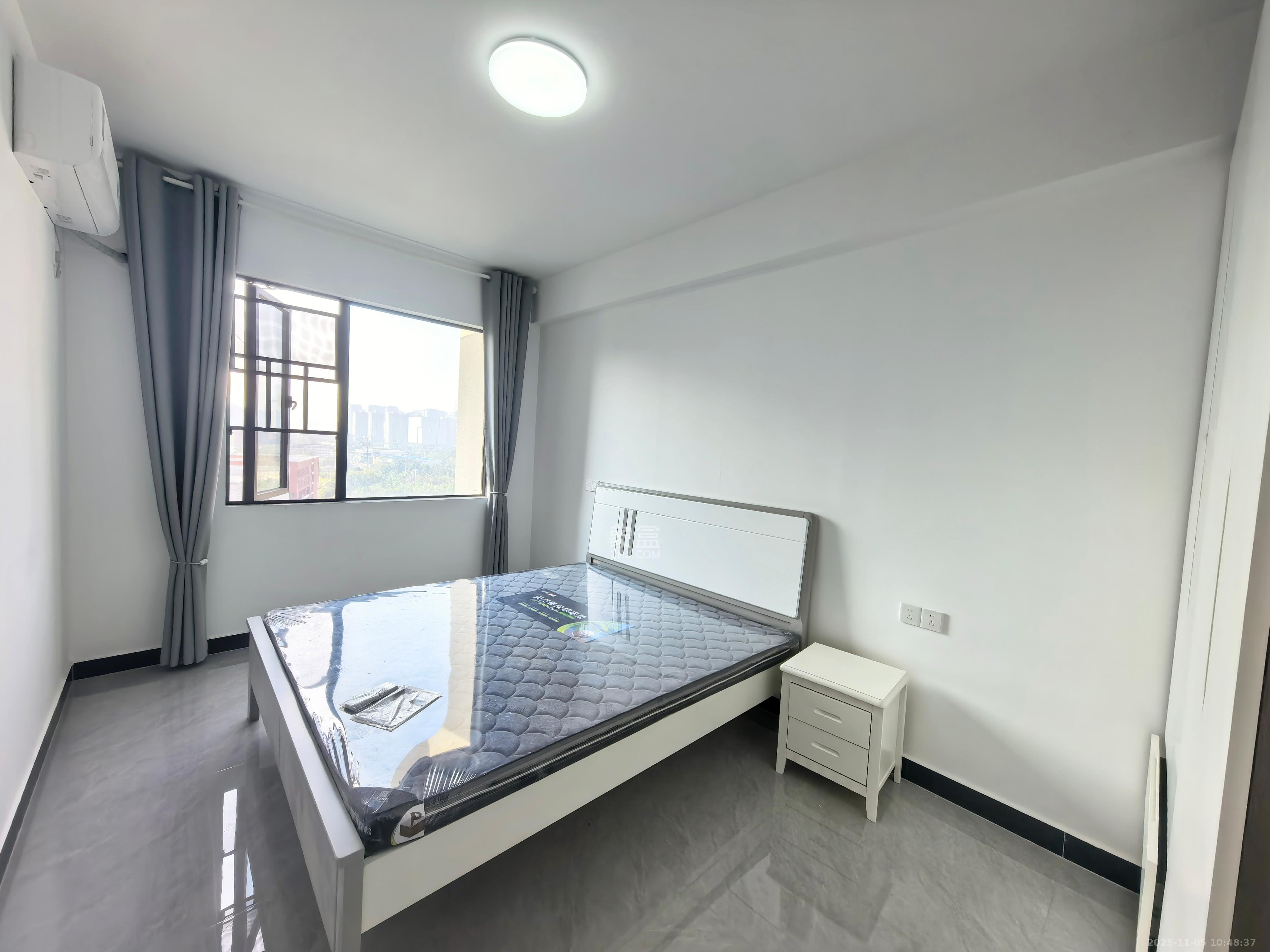 润和星河玥 3室2厅2卫 2800.0元/月 润和星河玥 3室2厅2卫 2800.0元/月室内图