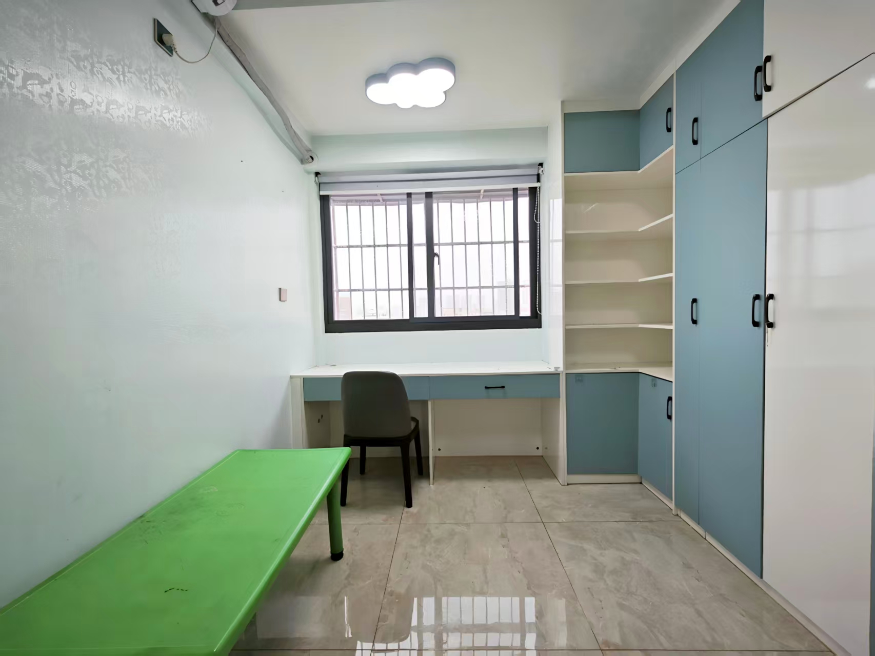 海口广播电视台宿舍（迎宾大道6号）  3室2厅1卫    2500.0元/月室内图