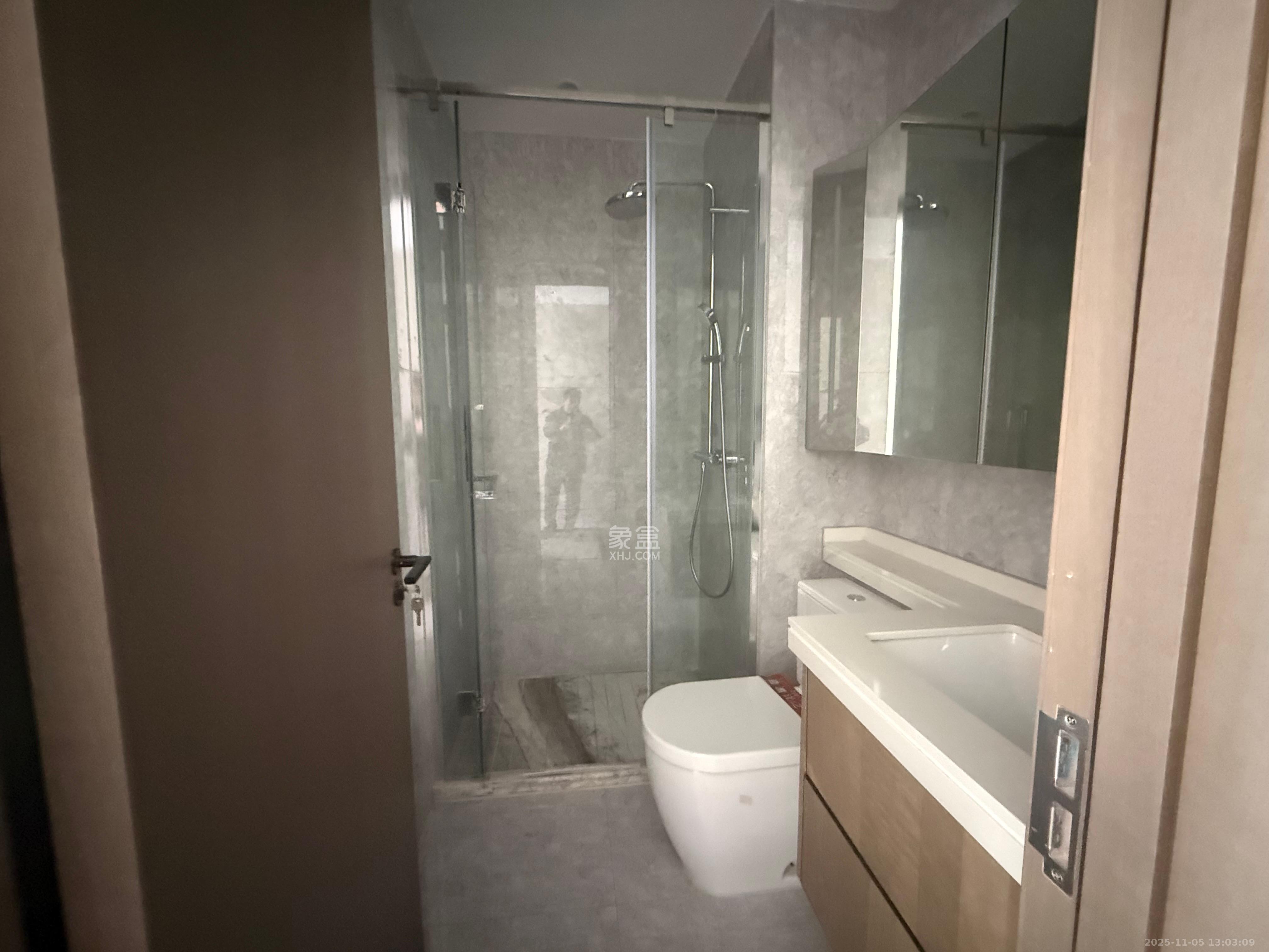 旭辉铂悦湘江  4室2厅3卫    7000.0元/月室内图