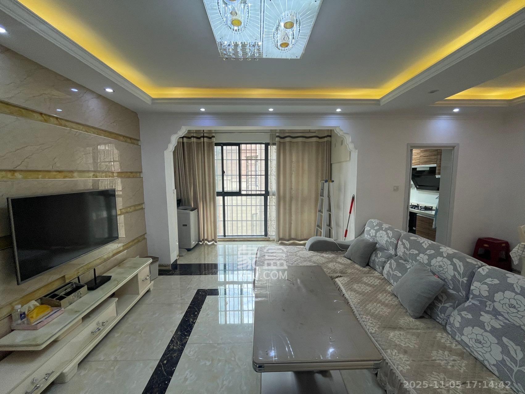 印山蓝色海岸 2室1厅1卫 2000.0元/月 印山蓝色海岸 2室1厅1卫 2000.0元/月室内图