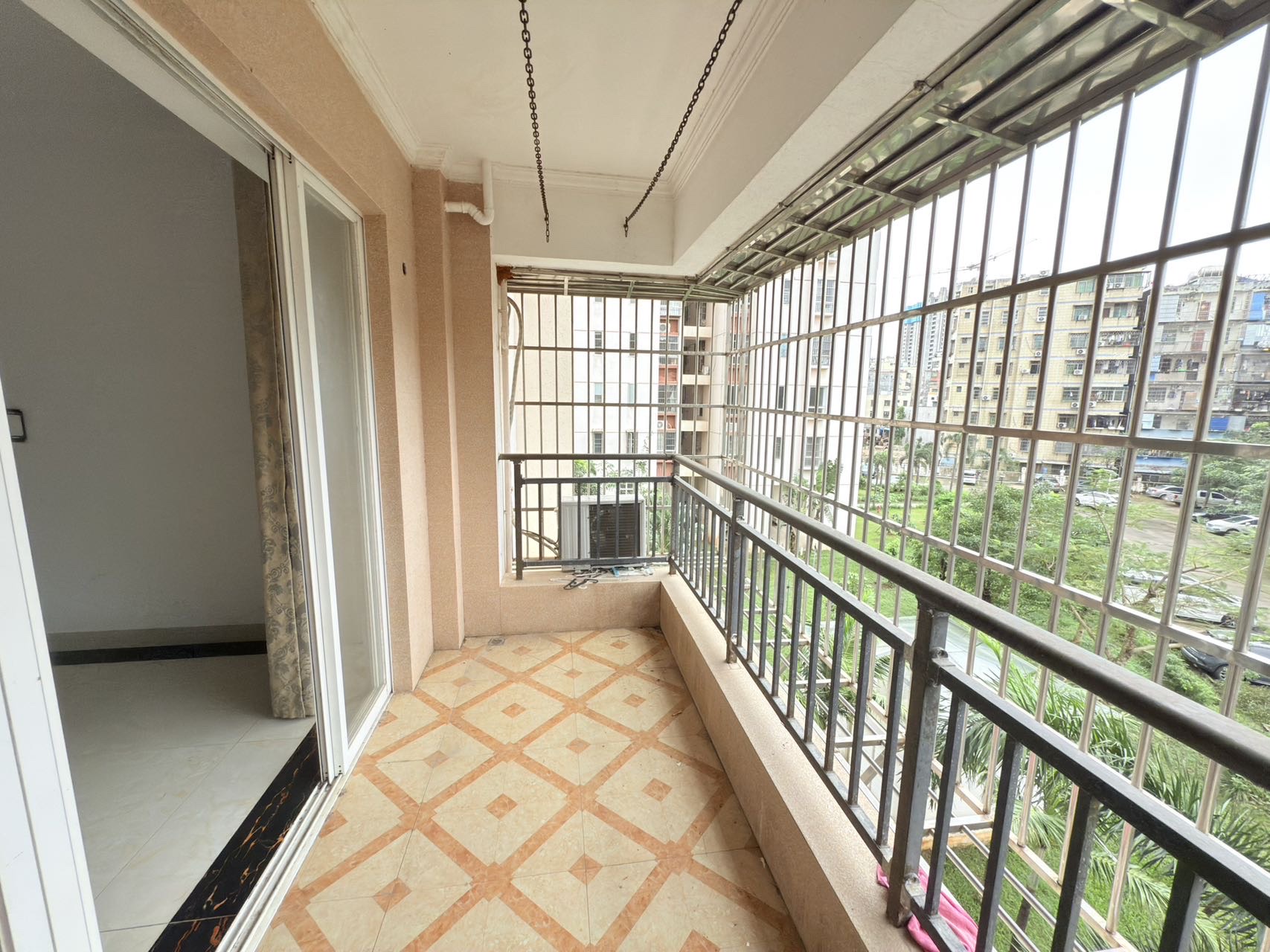 博雅花园 3室2厅1卫 2300.0元/月 博雅花园 3室2厅1卫 2300.0元/月室内图