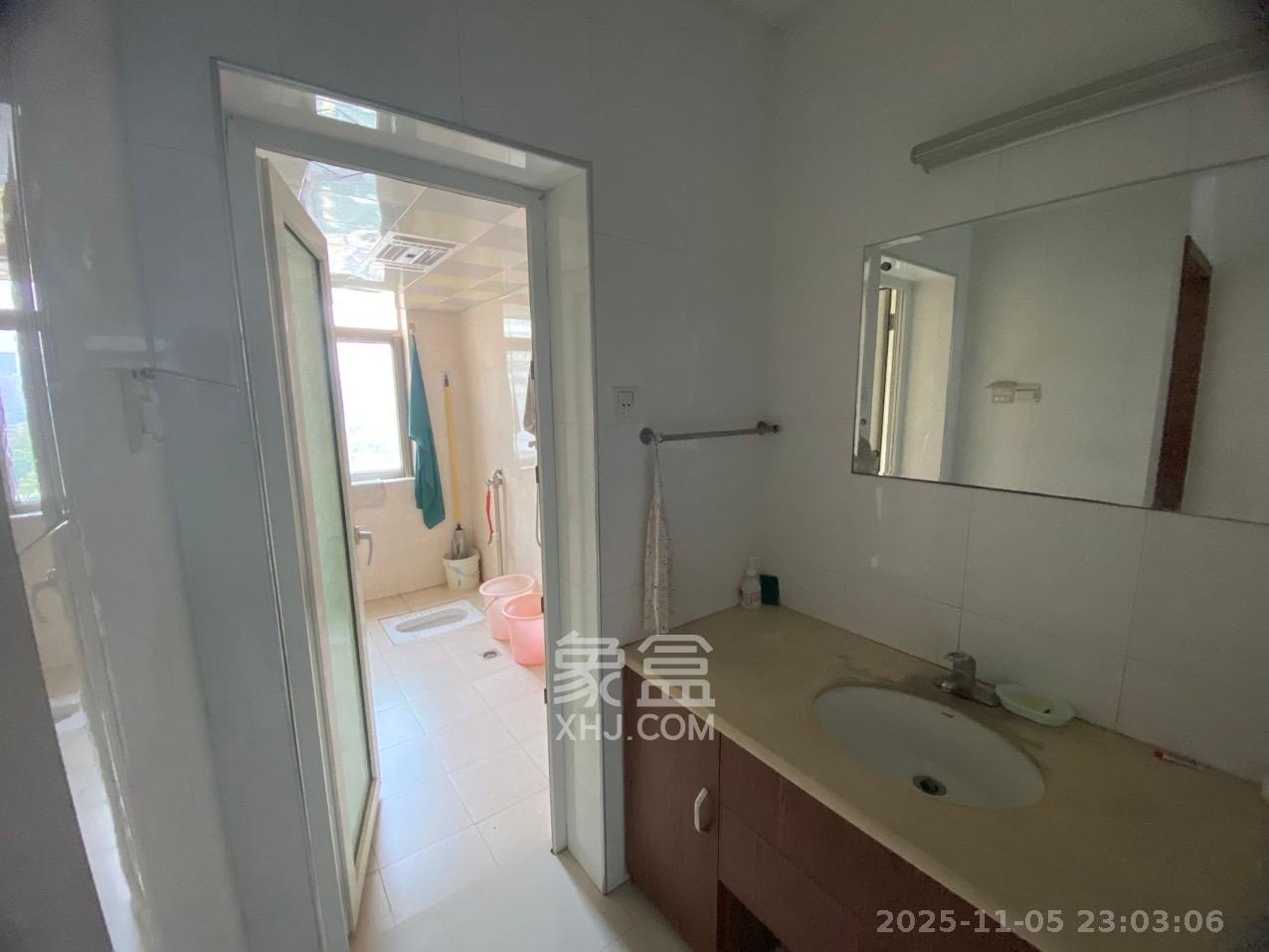 樟木坝老干所  4室2厅2卫    3500.0元/月室内图