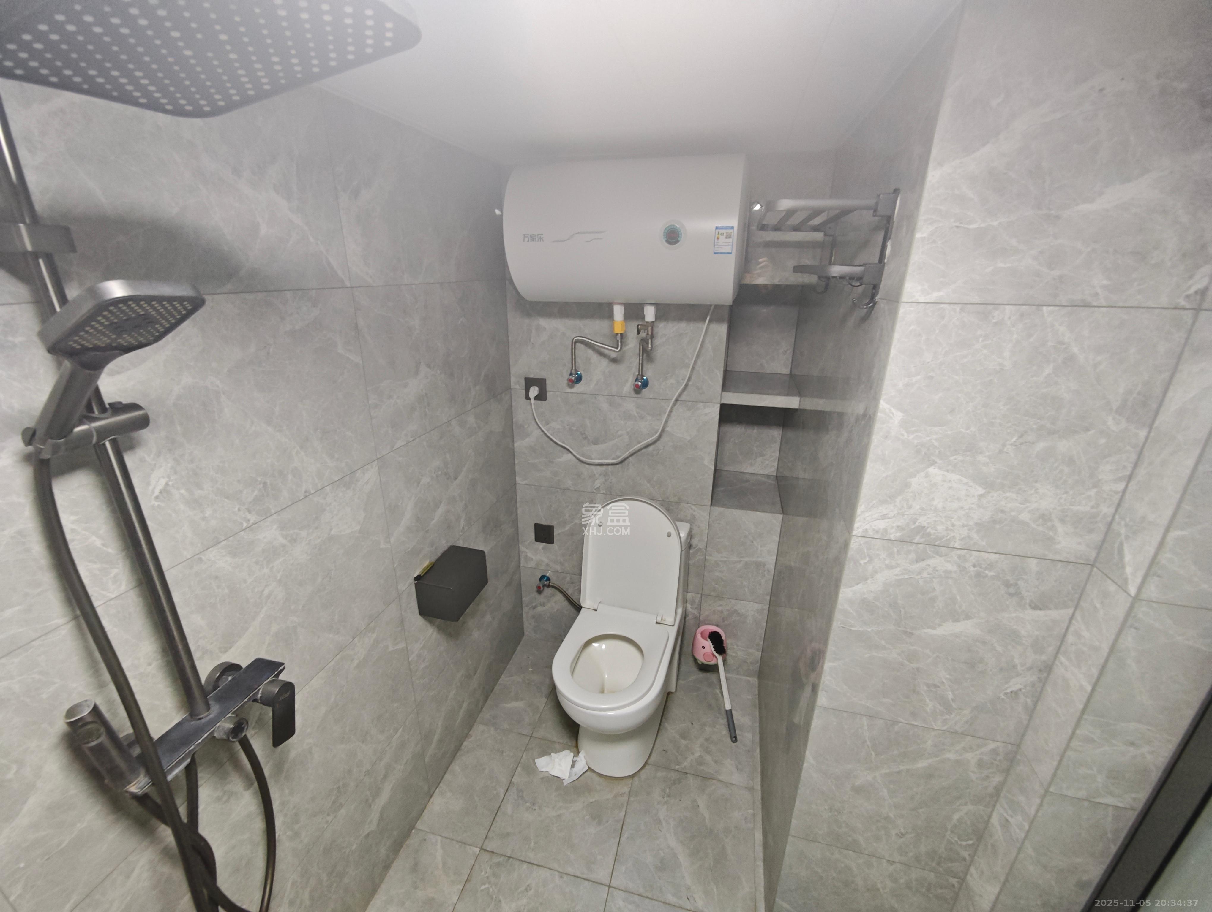 越秀悦湖台  1室0厅0卫    2700.0元/月室内图