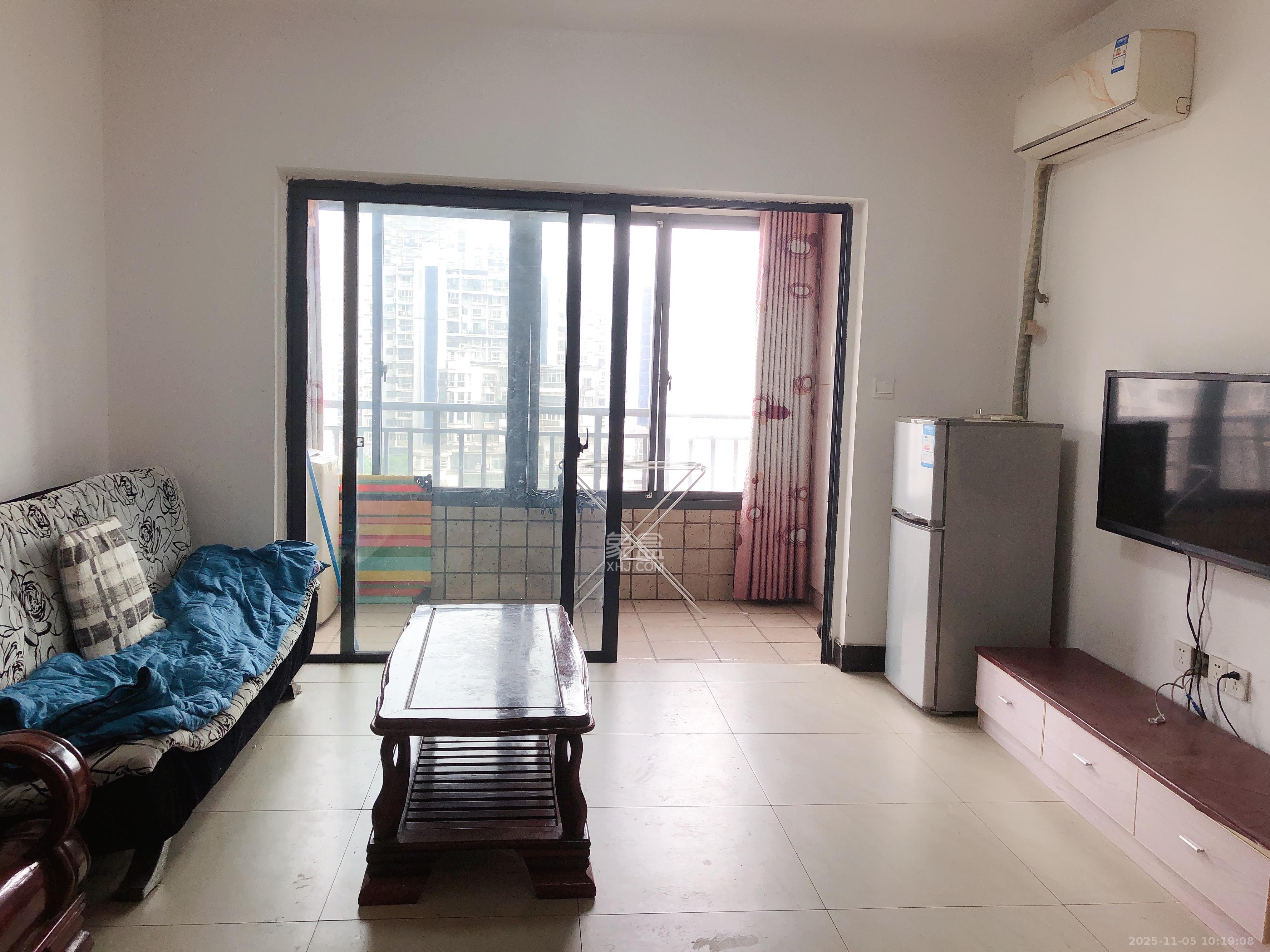 上峰苑（兰亭玥岛）  2室2厅1卫    2000.0元/月