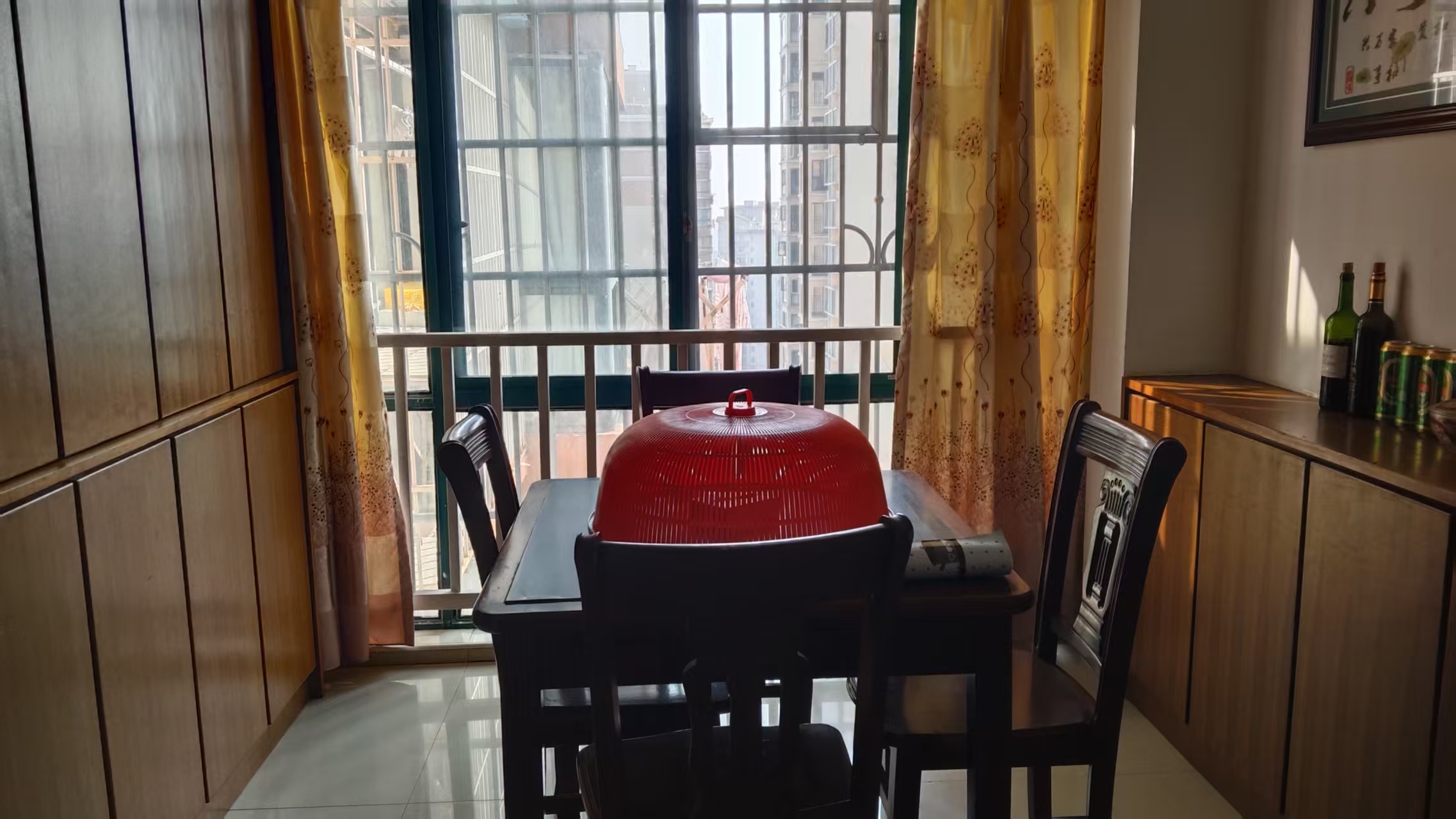 紫荆花苑 2室3厅1卫 1500.0元/月 紫荆花苑 2室3厅1卫 1500.0元/月室内图