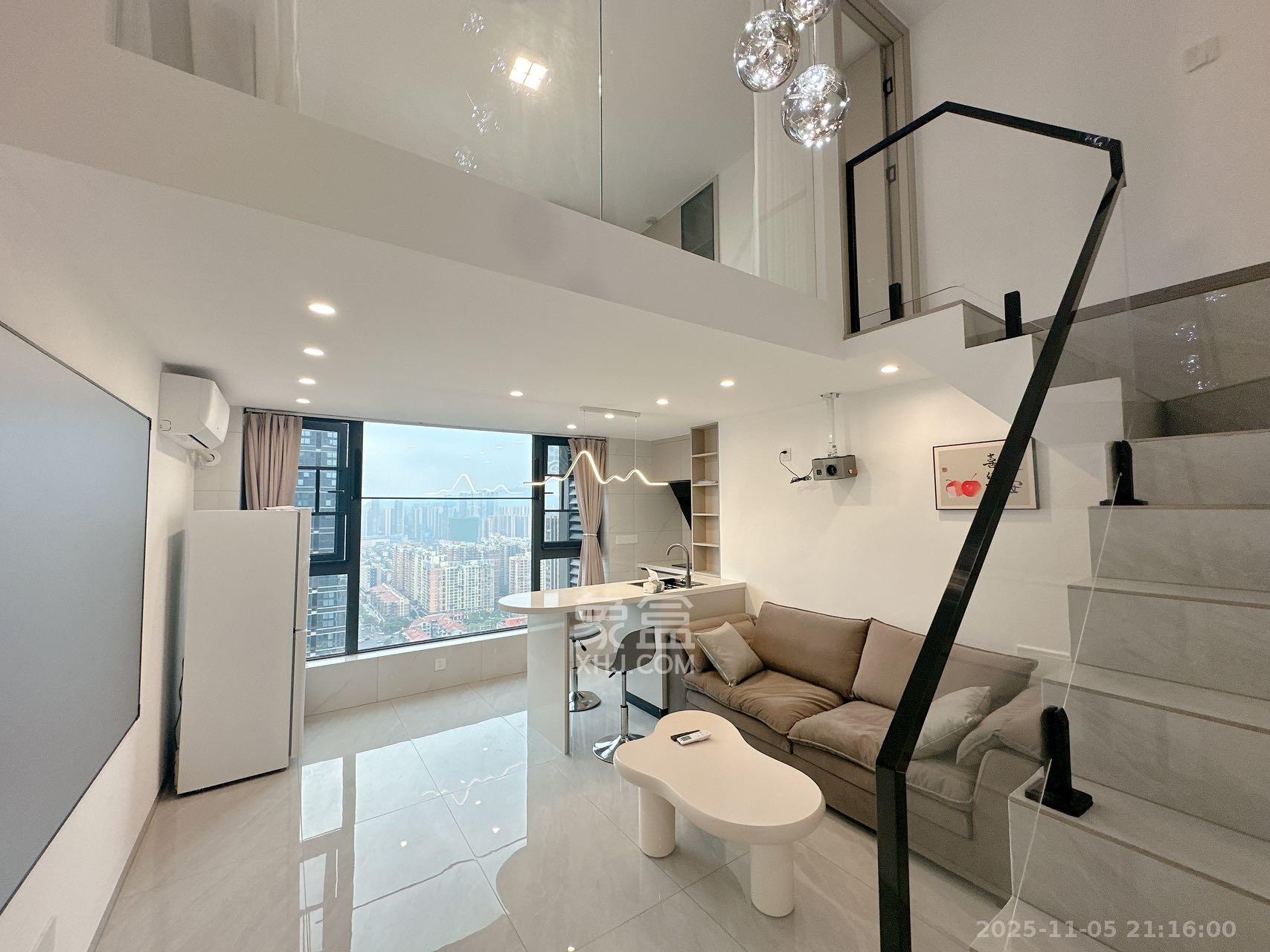 卓越中寰 1室0厅0卫 2800.0元/月 卓越中寰 1室0厅0卫 2800.0元/月室内图