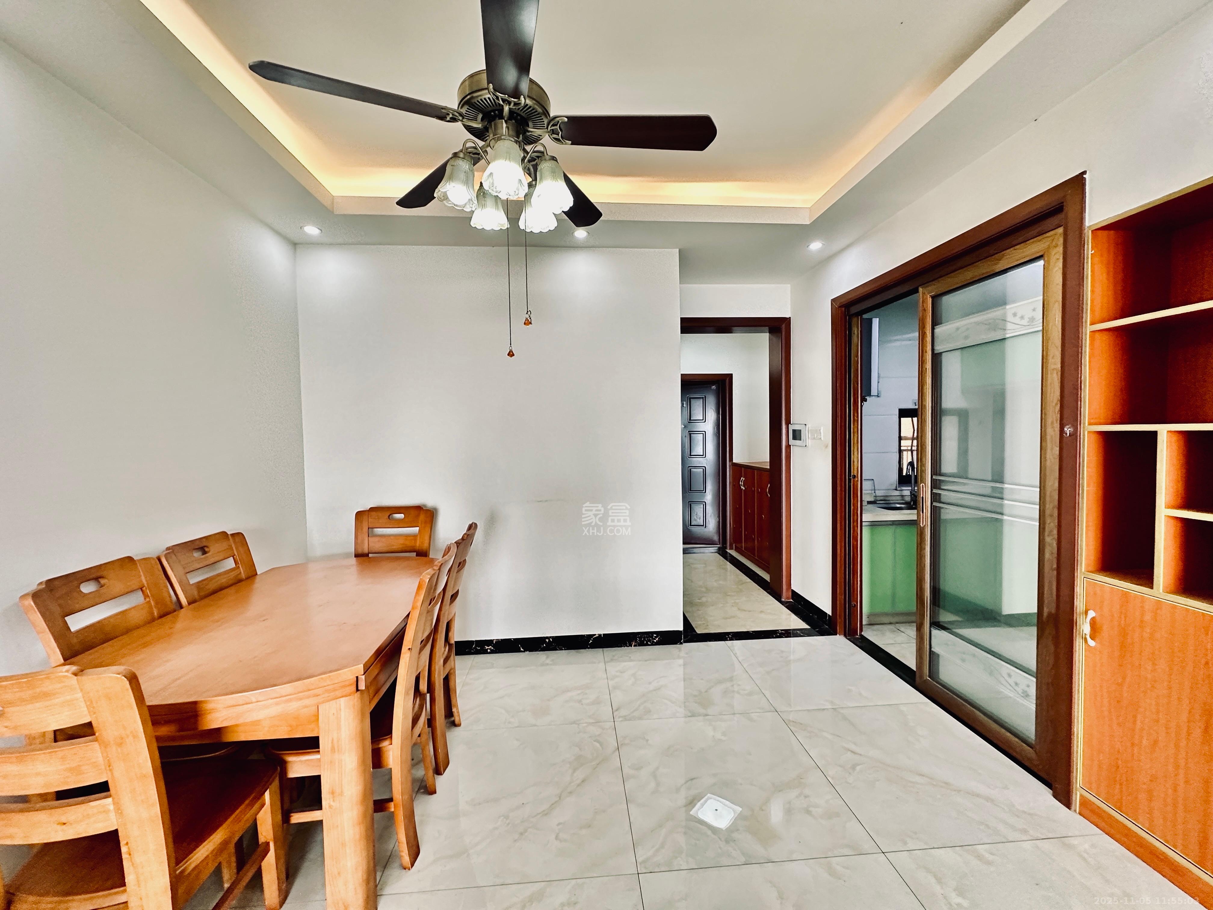 兰亭都荟（璟峰苑）  3室2厅1卫    2700.0元/月室内图