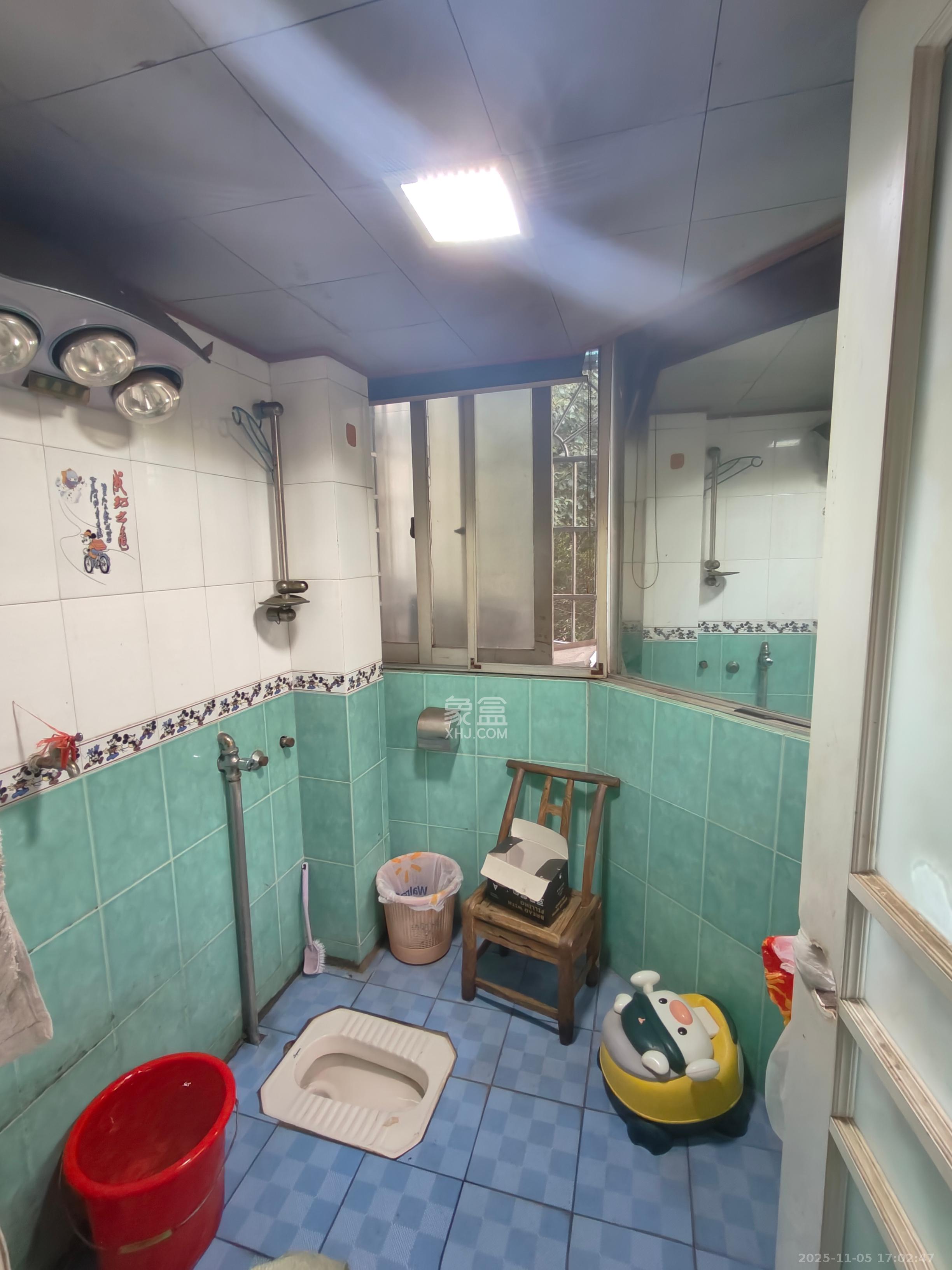 英才园二片  2室1厅1卫    2000.0元/月室内图