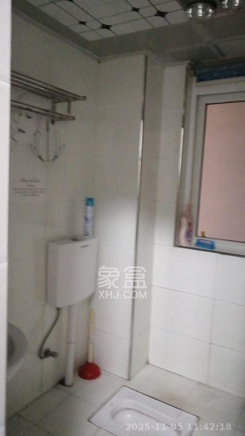 洋湖景园  2室1厅1卫    2100.0元/月室内图