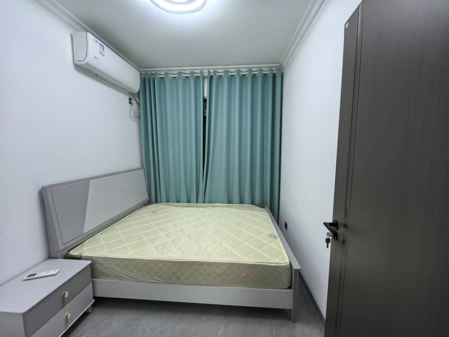 融冠乐城 5室2厅2卫 4300.0元/月 融冠乐城 5室2厅2卫 4300.0元/月室内图