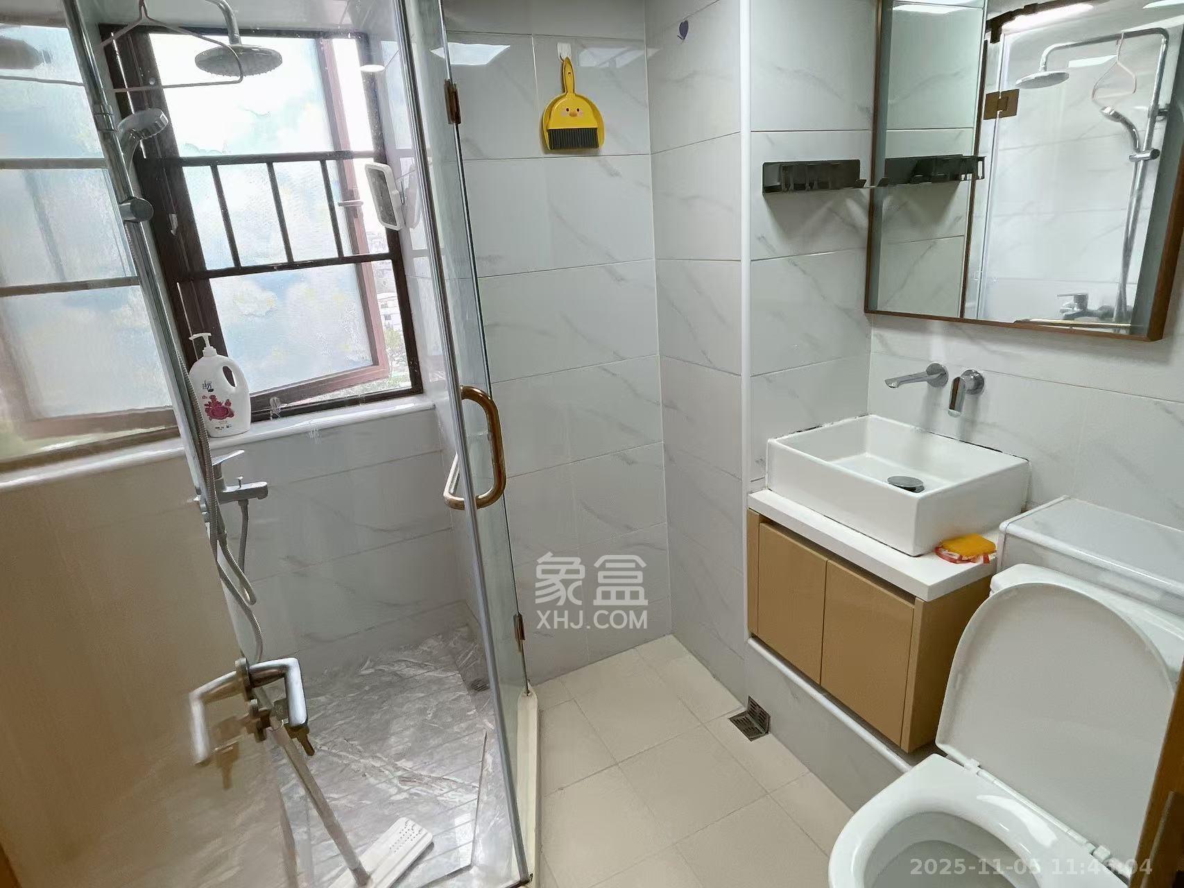 富兴时代御城 2室1厅1卫 2700.0元/月 富兴时代御城 2室1厅1卫 2700.0元/月室内图