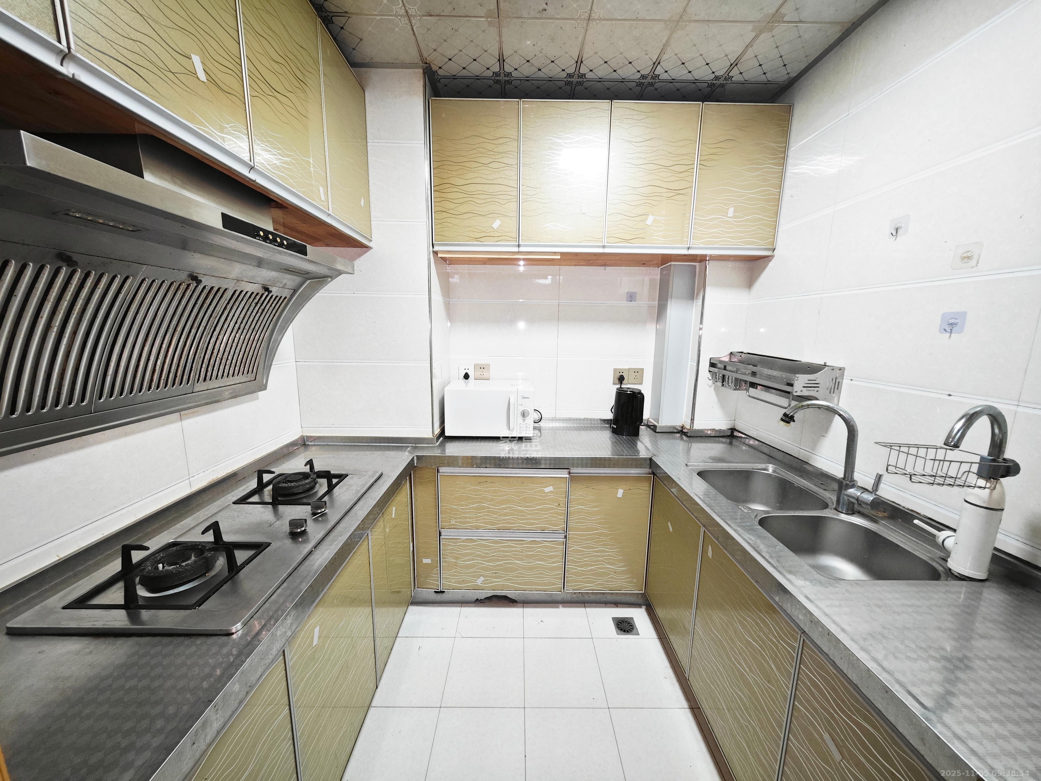 长大卧琥 2室1厅2卫 2200.0元/月 长大卧琥 2室1厅2卫 2200.0元/月室内图