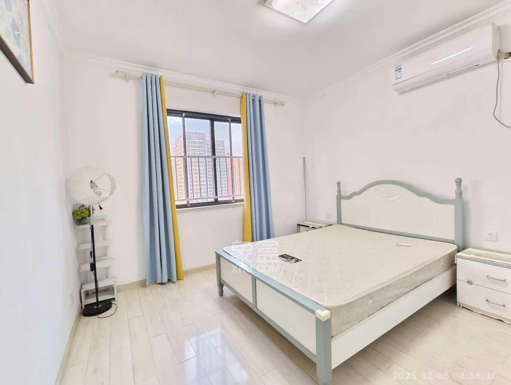 麓江春  2室2厅1卫    2700.0元/月室内图