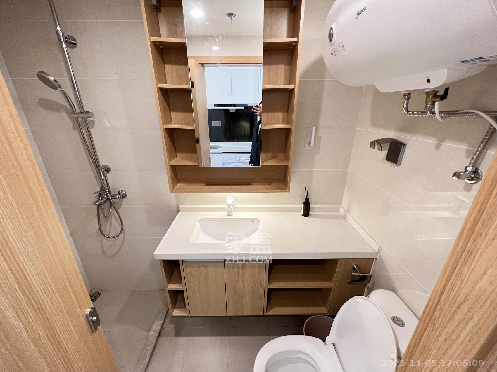 阳光城檀悦  1室1厅1卫    1700.0元/月