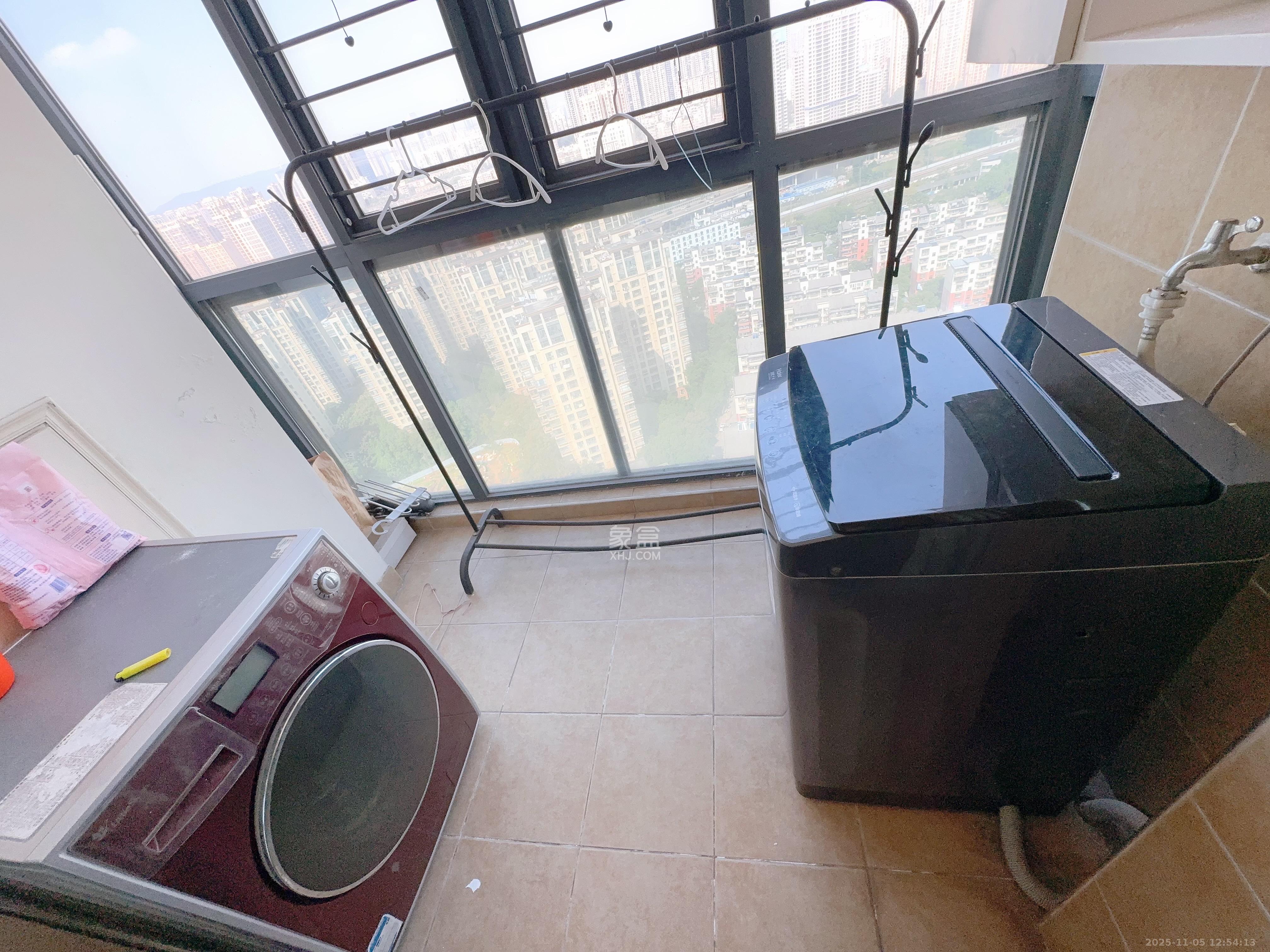 博林金谷 1室2厅1卫 3000.0元/月 博林金谷 1室2厅1卫 3000.0元/月室内图