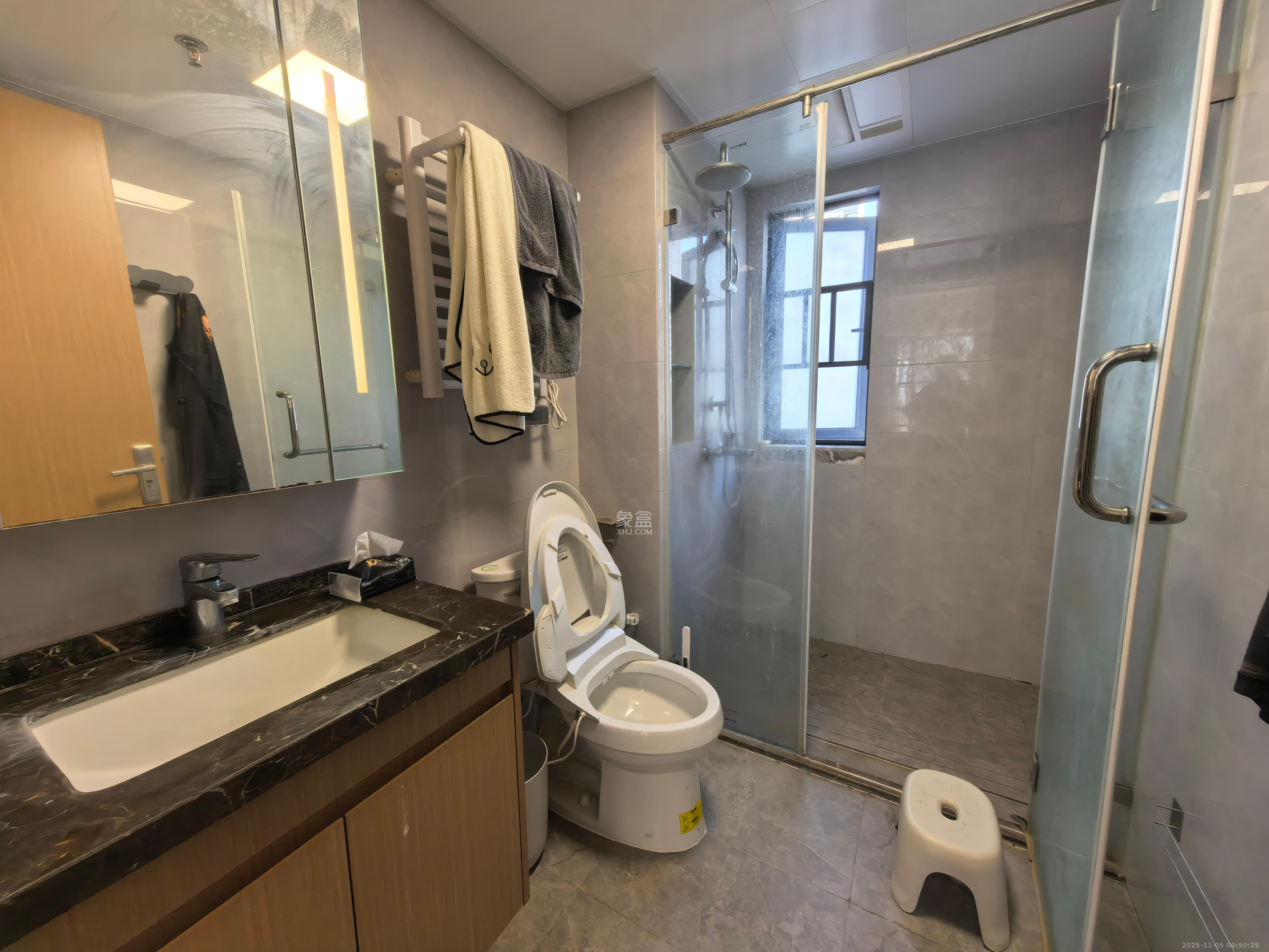 中国铁建湘语梅溪 4室2厅2卫 3200.0元/月 中国铁建湘语梅溪 4室2厅2卫 3200.0元/月室内图