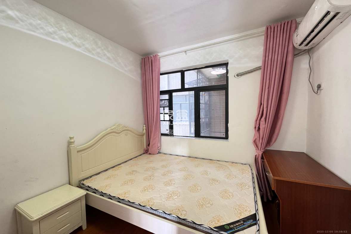 辉煌国际城二期 3室1厅1卫 2500.0元/月 辉煌国际城二期 3室1厅1卫 2500.0元/月室内图