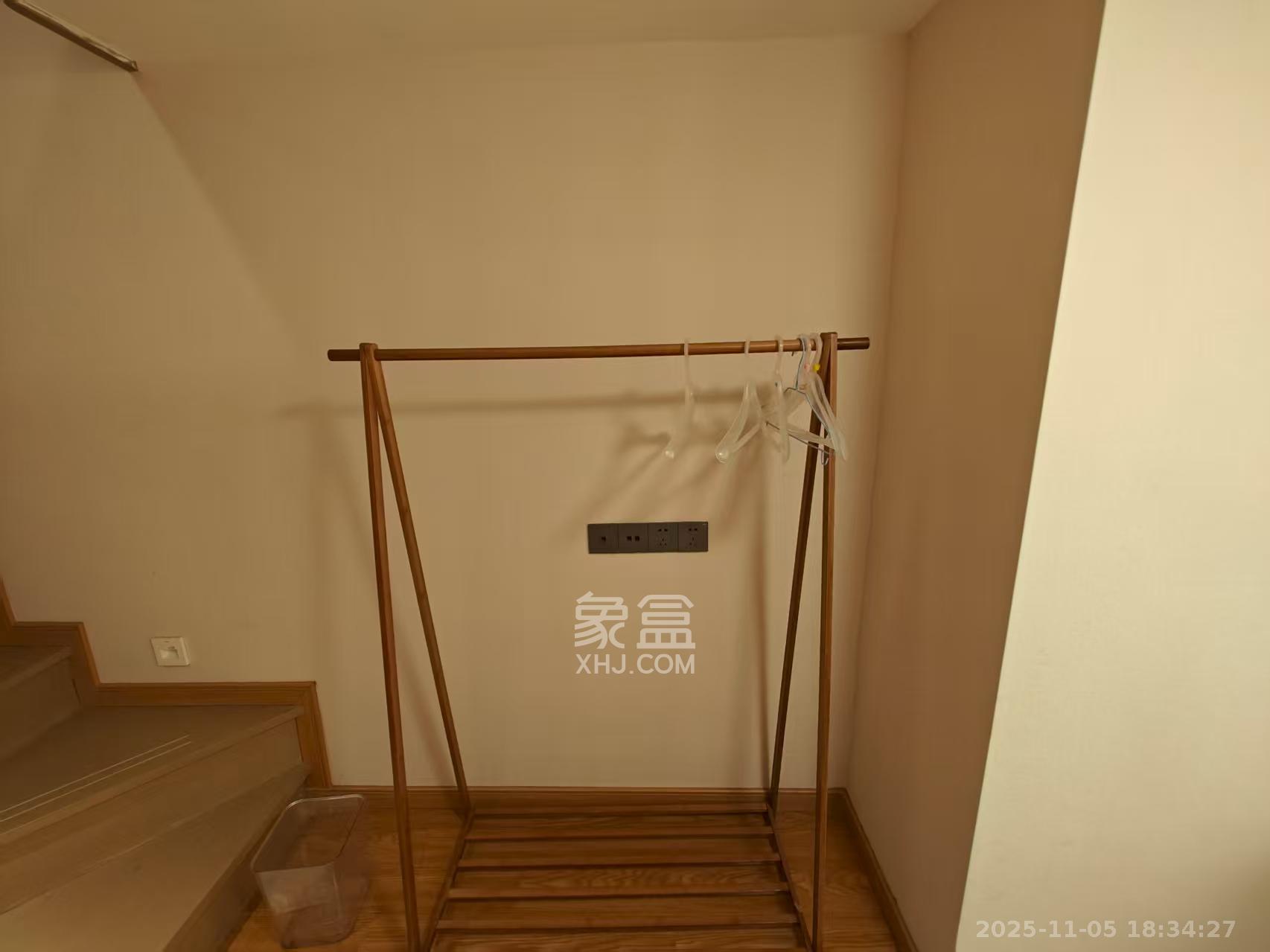 阳光城檀悦 1室1厅1卫 2500.0元/月 阳光城檀悦 1室1厅1卫 2500.0元/月室内图