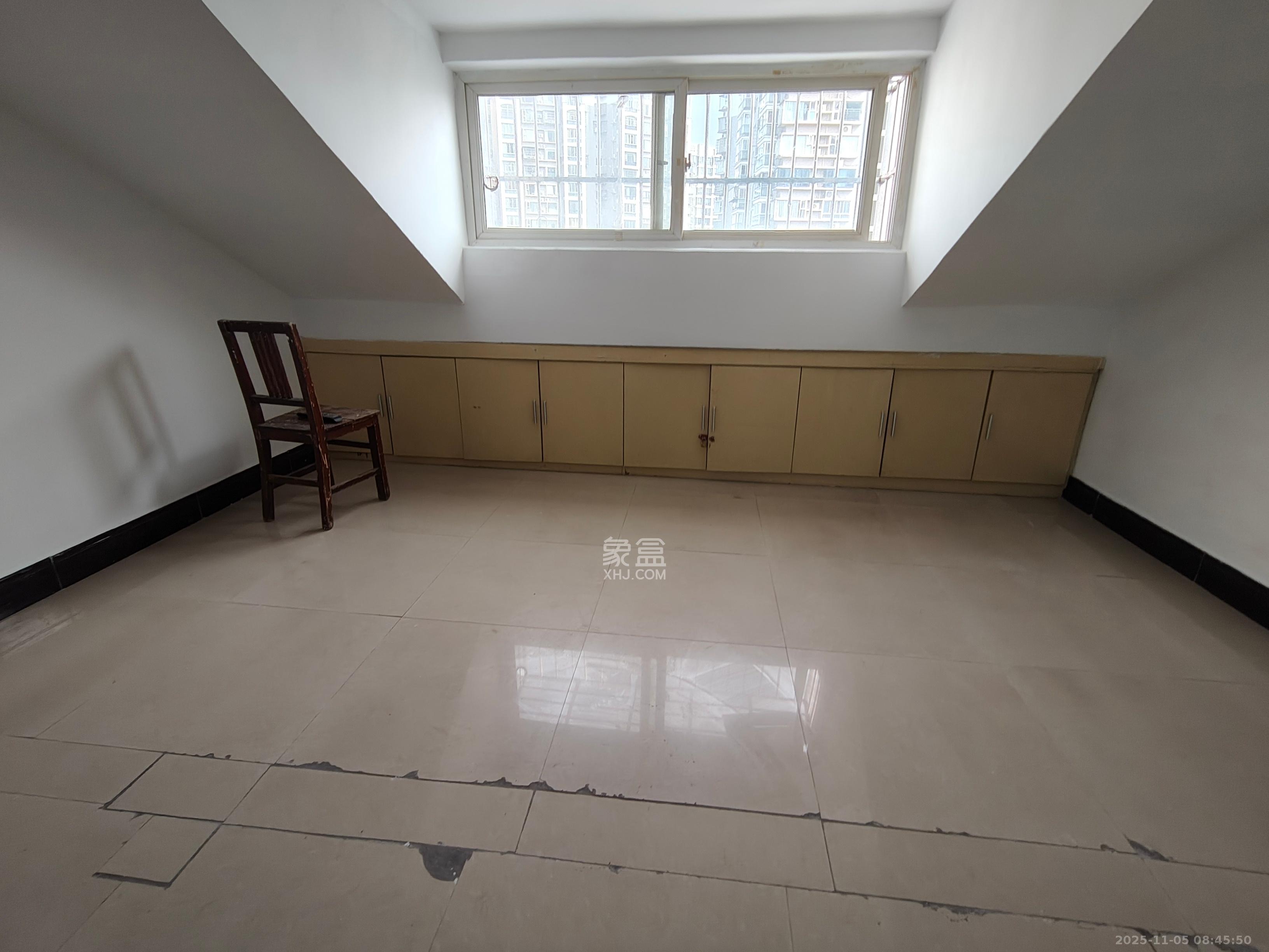 金信阳光在线  2室1厅1卫    900.0元/月室内图