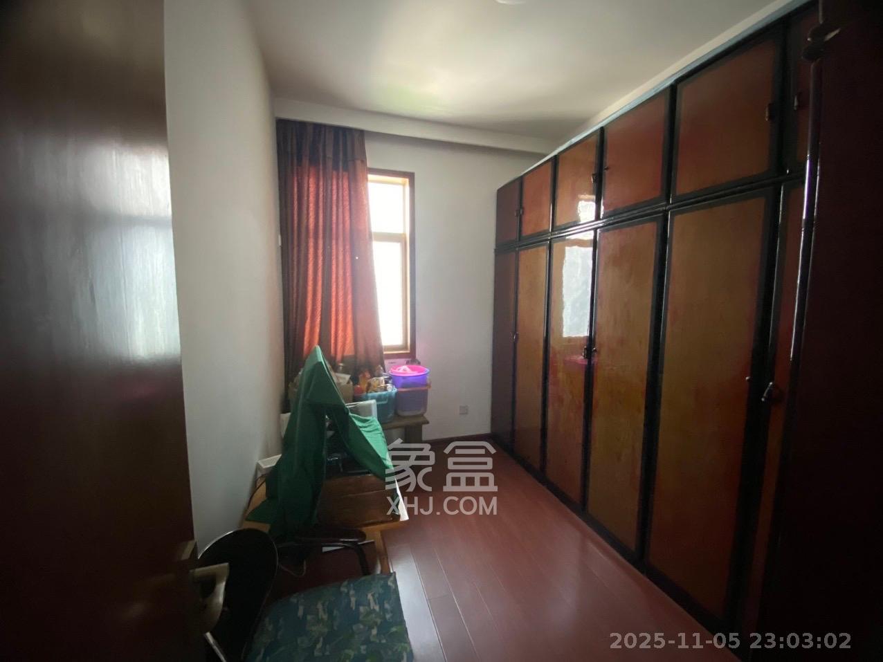 樟木坝老干所  4室2厅2卫    3500.0元/月室内图