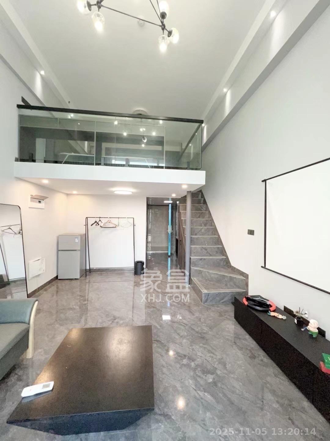 梅溪湖金茂湾 1室1厅1卫 1800.0元/月 梅溪湖金茂湾 1室1厅1卫 1800.0元/月室内图